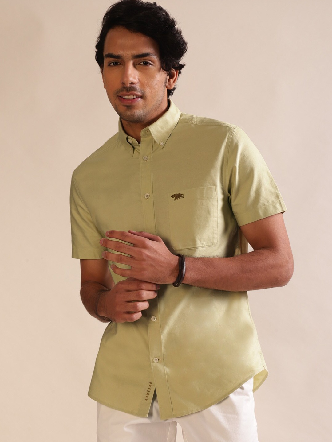 

Andamen Premium Button-Down Collar Short Sleeves Cotton Casual Shirt, Green