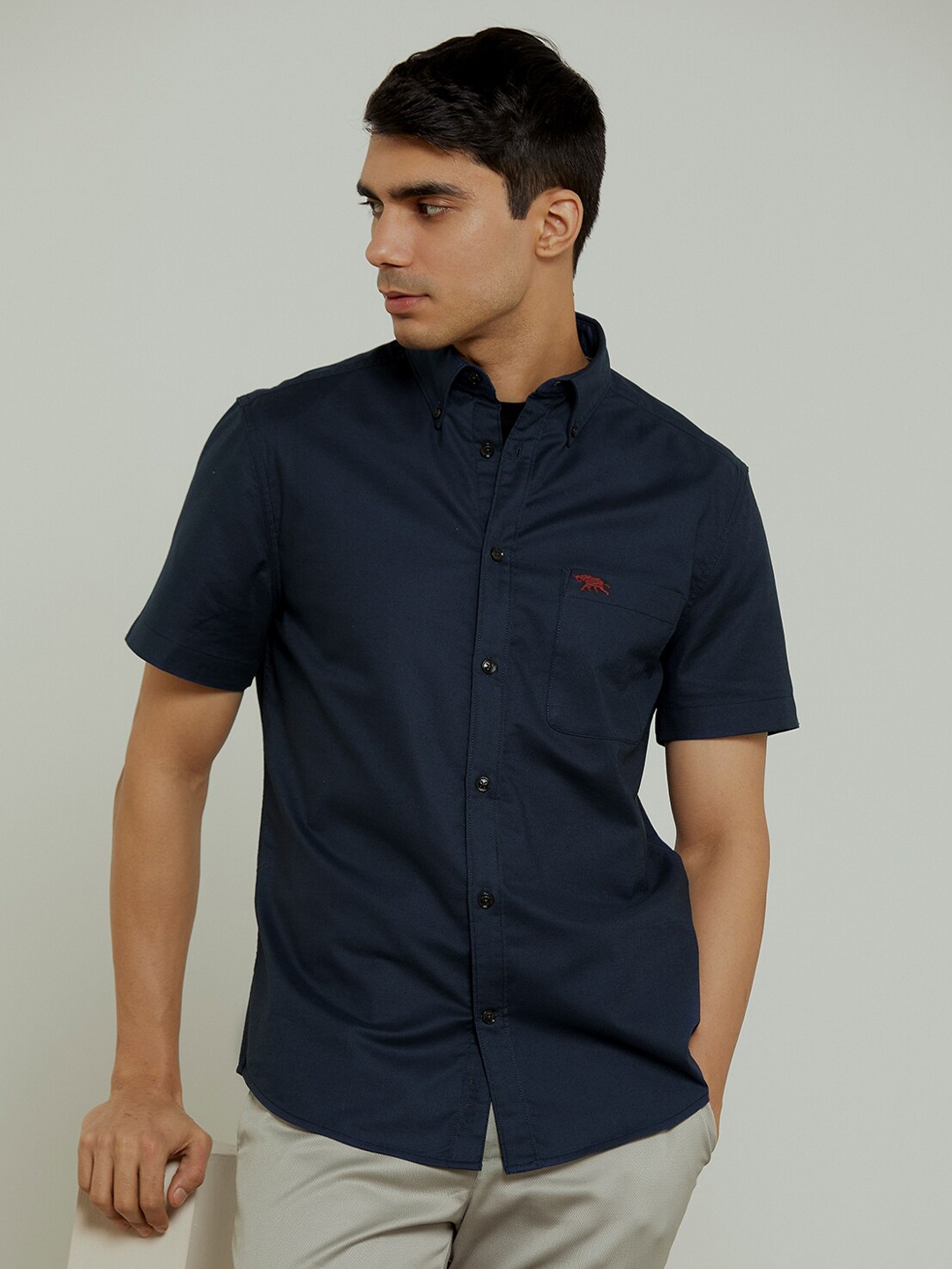 

Andamen Premium Oxford Half Sleeve Patch Pocket Shirt, Navy blue