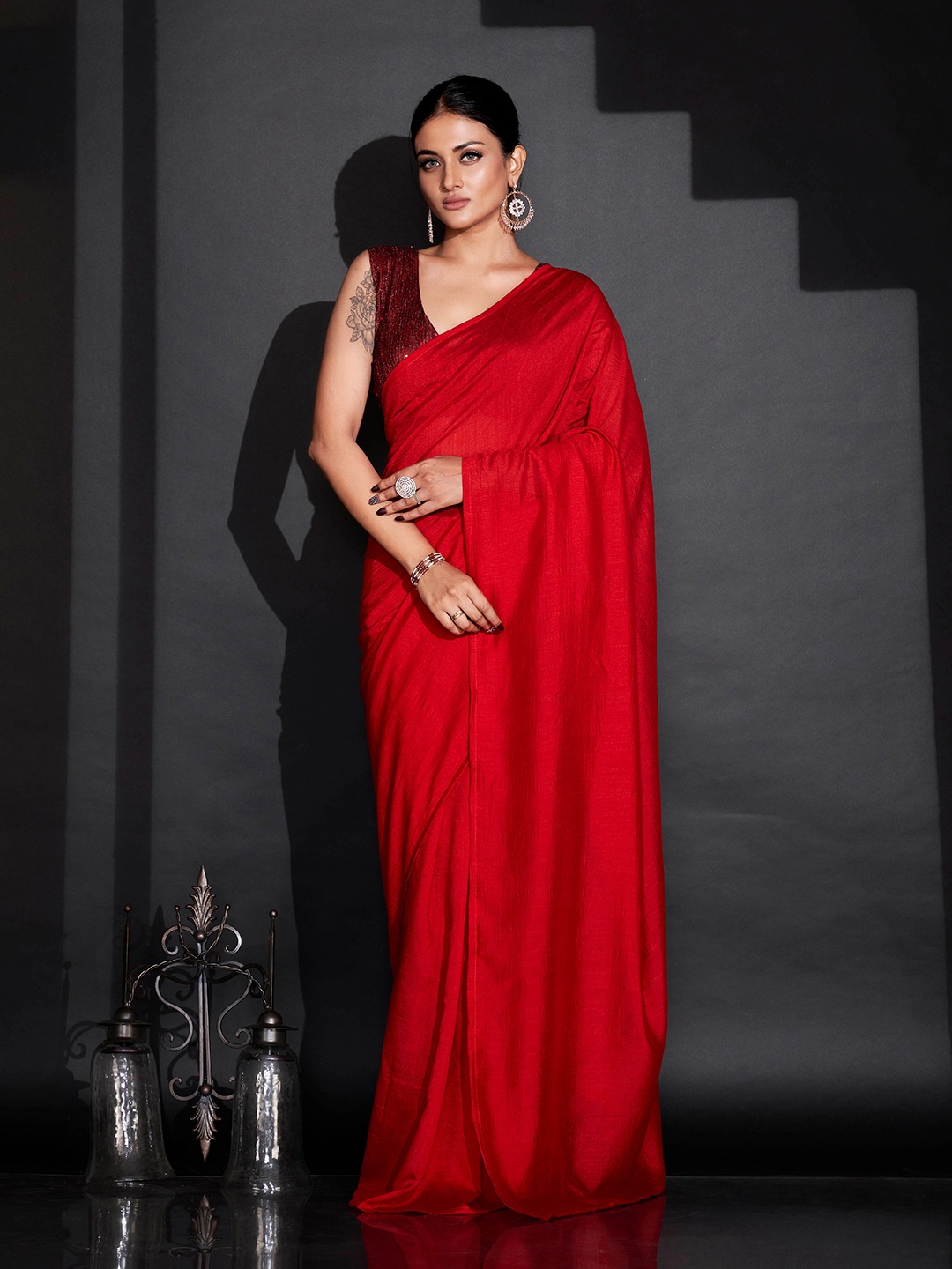 

Tikhi Imli Ready To Wear Party Saree, Red