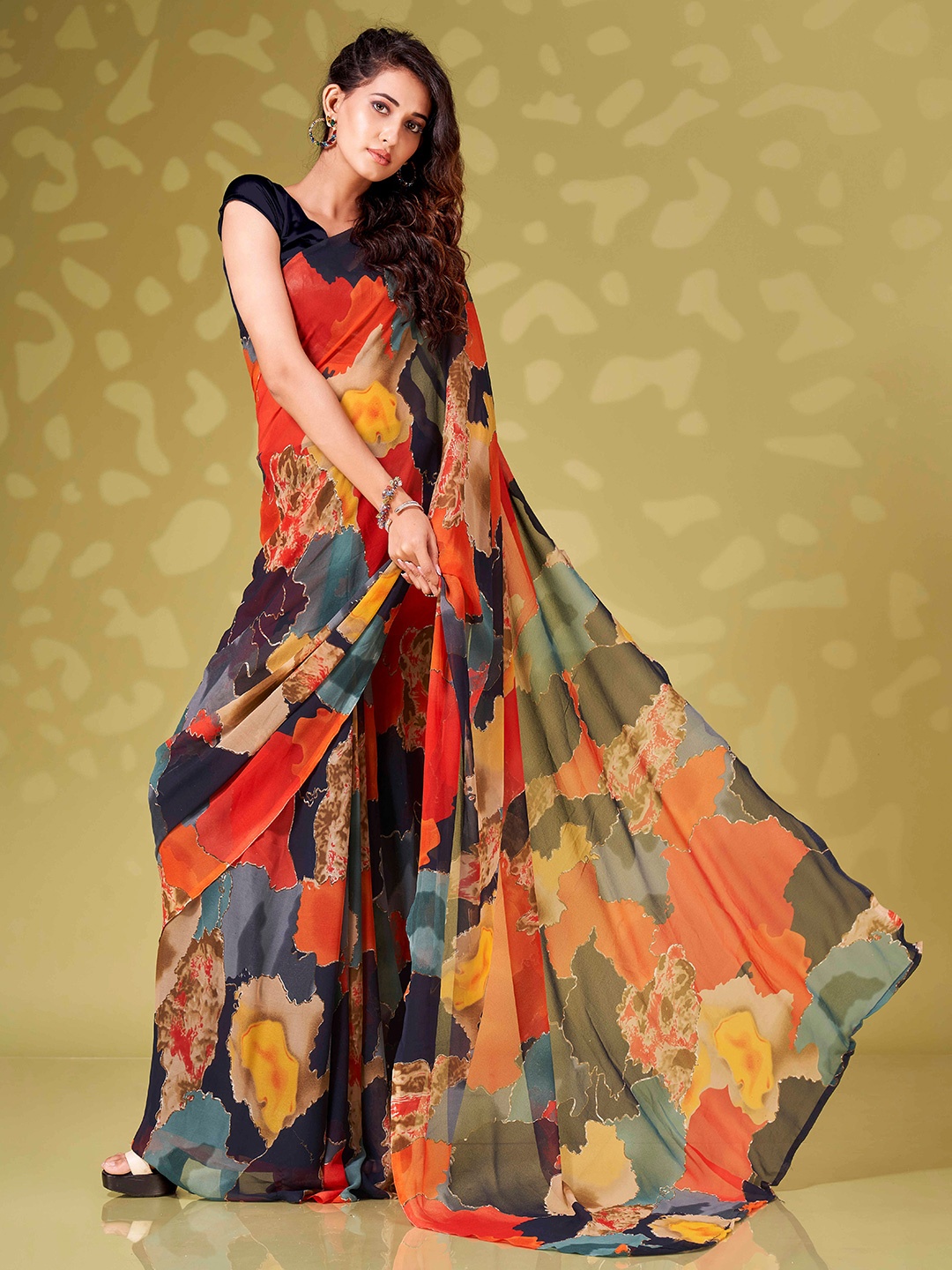 

Tikhi Imli Abstract Printed Ready To Wear Saree, Black