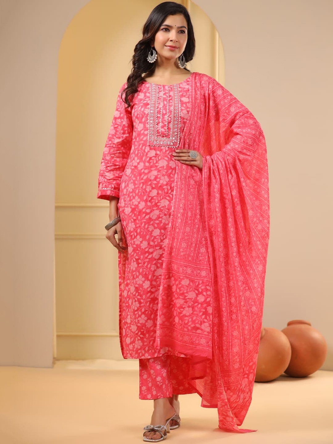 

KAJREE Floral Printed Regular Pure Cotton Kurta with Trousers & Dupatta, Pink