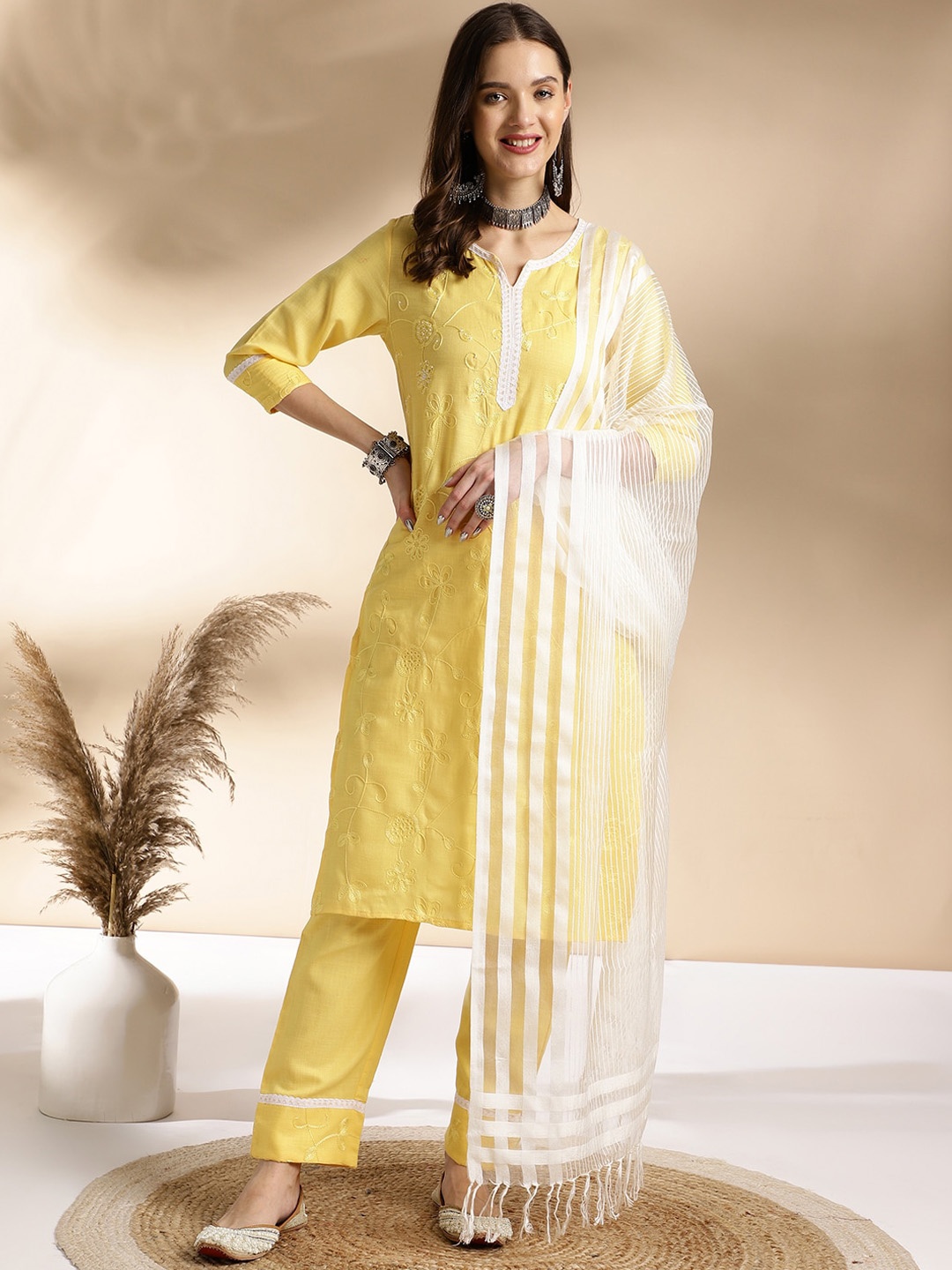 

Anouk Floral Embroidered Straight Kurta With Trousers & Dupatta, Yellow