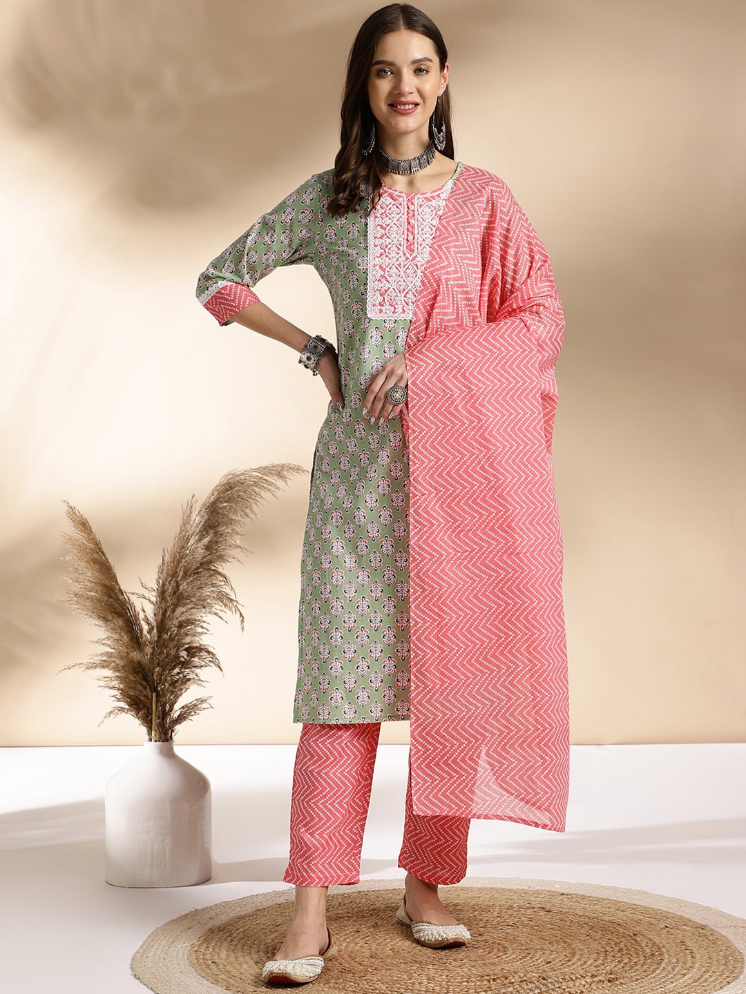 

Anouk Ethnic Motifs Printed Round Neck Pure Cotton Straight Kurta with Trousers & Dupatta, Green