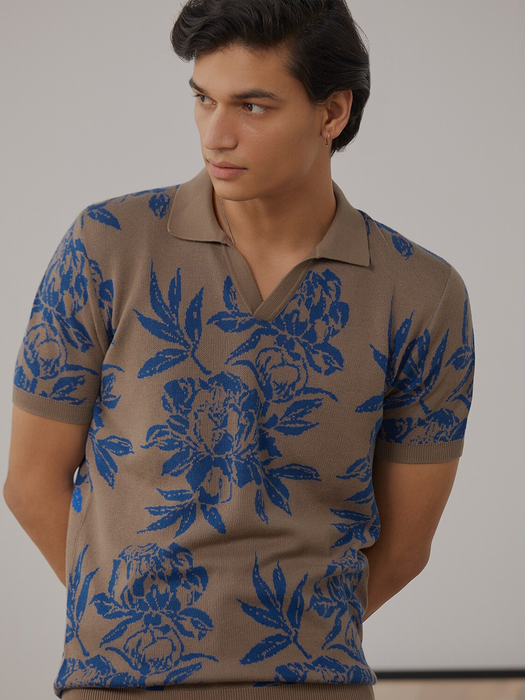 

Andamen Floral Printed Half Sleeve Polo T-shirt, Brown