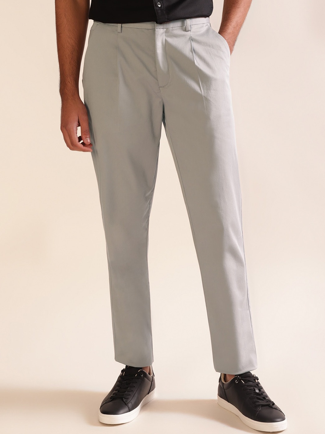 

Andamen Ultra Men Stretchable Pleated Chino, Grey