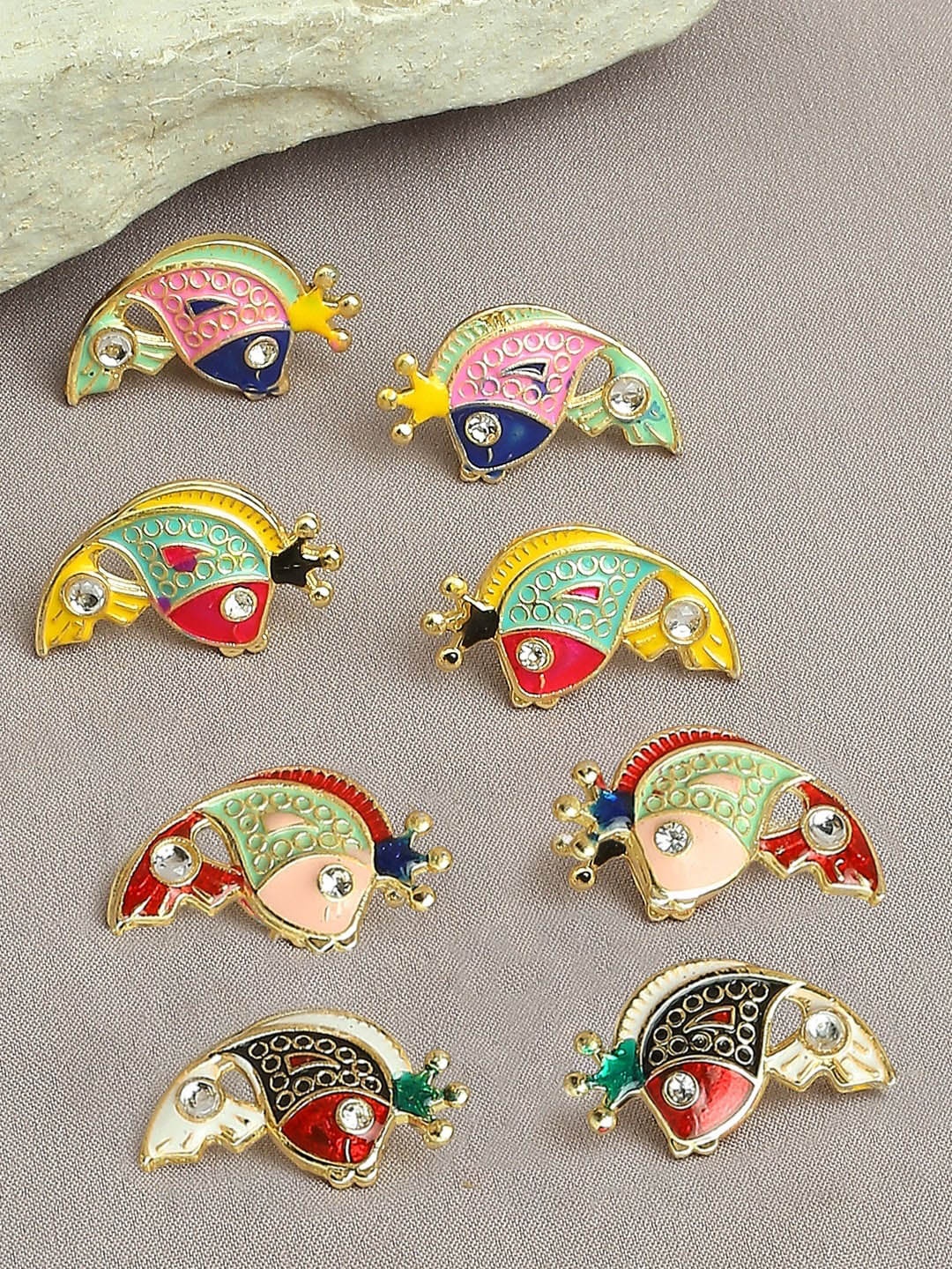 

OOMPH Set of 4 Kundan Studded Meenakari Enamel Stud Earrings, Gold