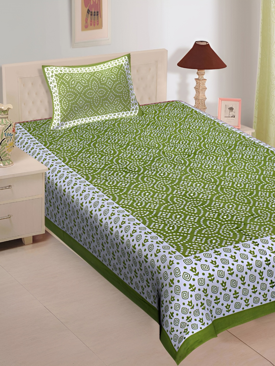 

UNIBLISS Green & White Printed Cotton 144 TC Single Bedsheet With 1 Pillow Cover