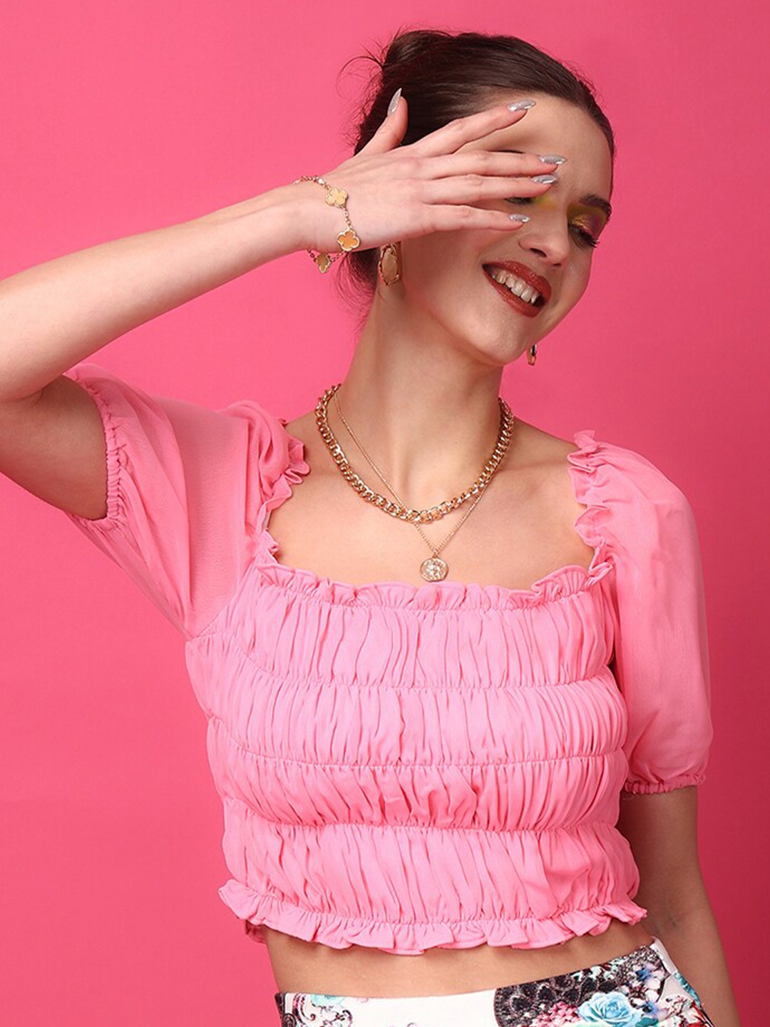 

SCORPIUS Square Neck Tiered Crop Top, Pink