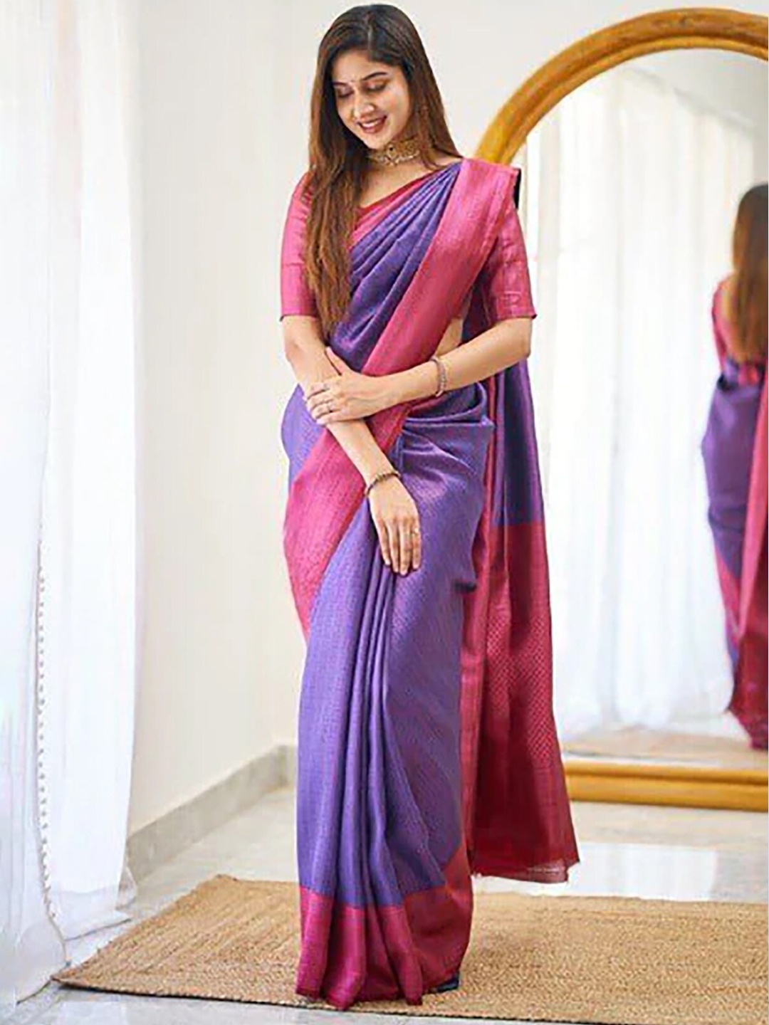 

BerMondsey Woven Design Zari Banarasi Saree, Purple