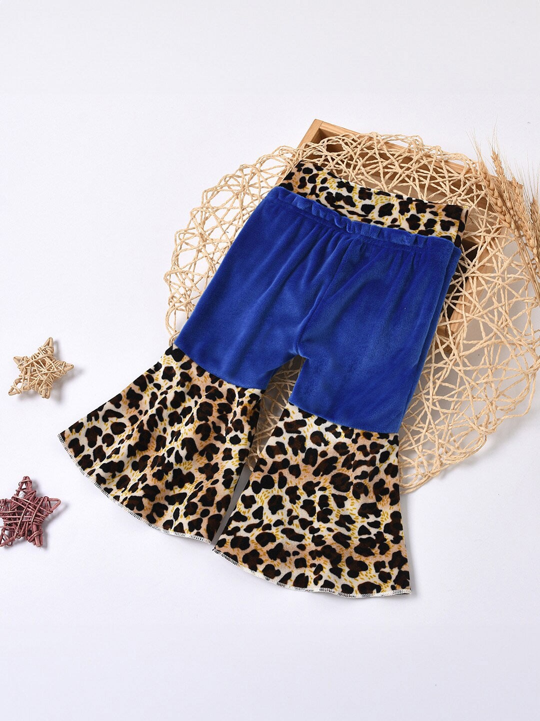 

StyleCast Navy Blue Infant Girls Animal Printed Wide Leg Palazzos