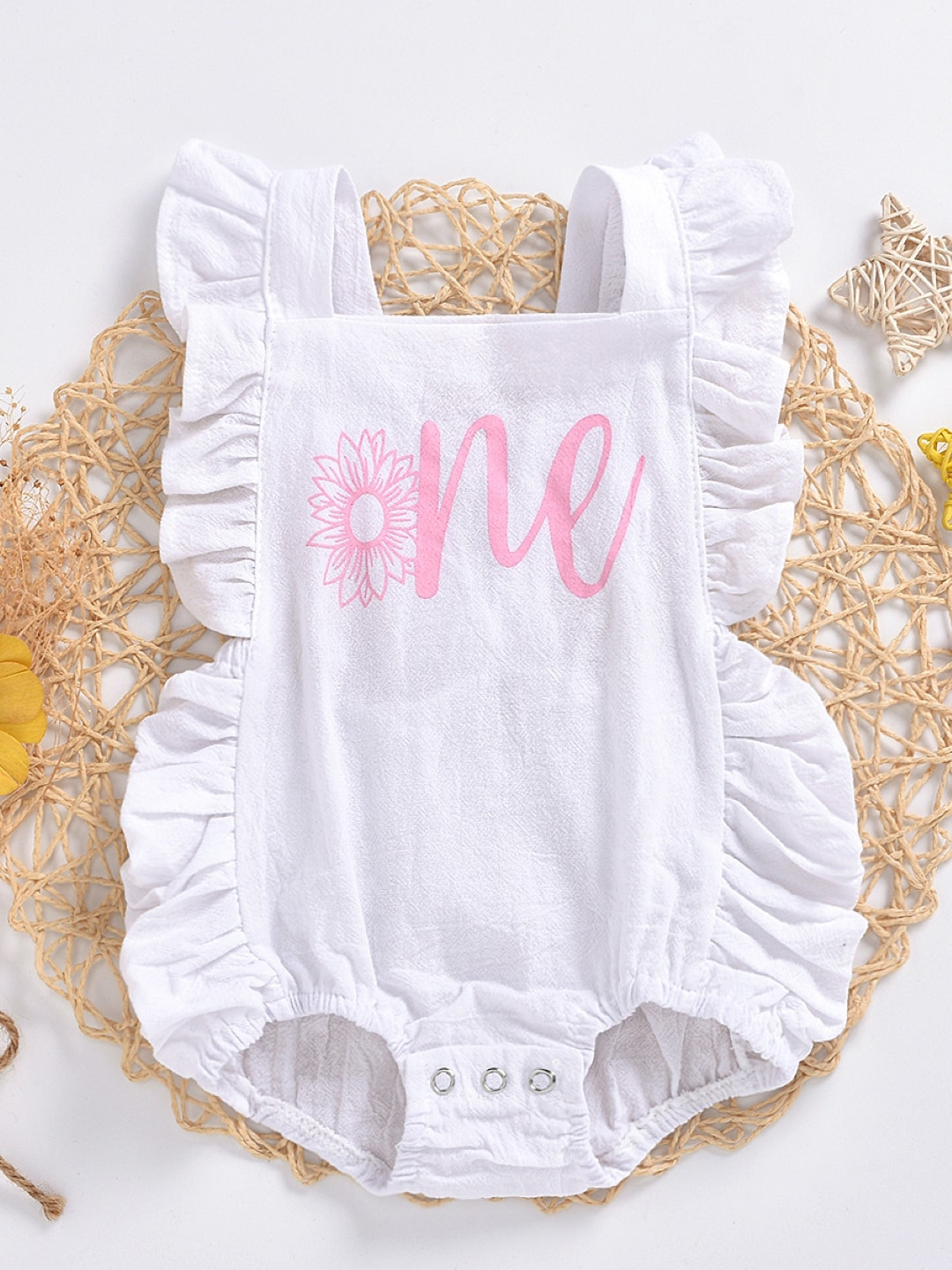 

StyleCast Infant Girls White Printed Bodysuit