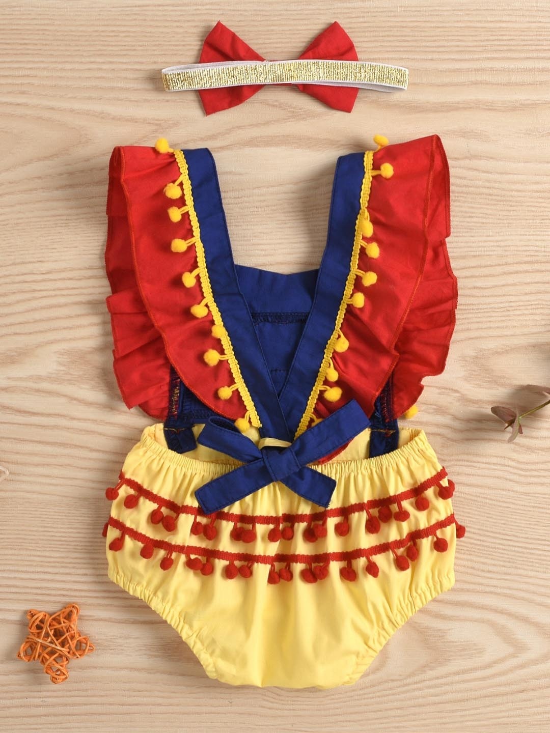 

StyleCast Infant Girls Yellow Colourblocked Bodysuit