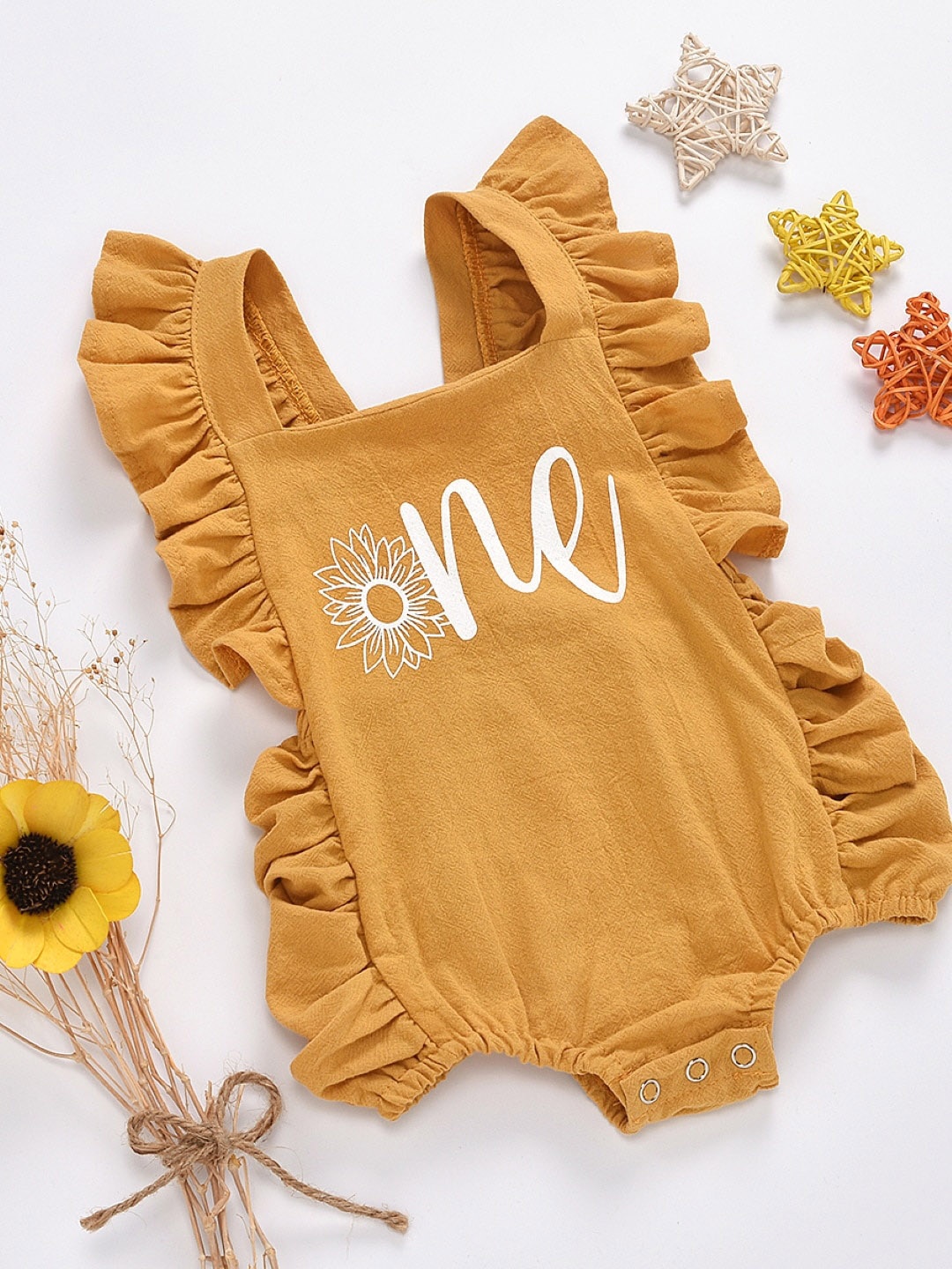 

StyleCast Infant Girls Yellow Printed Square Neck Bodysuit