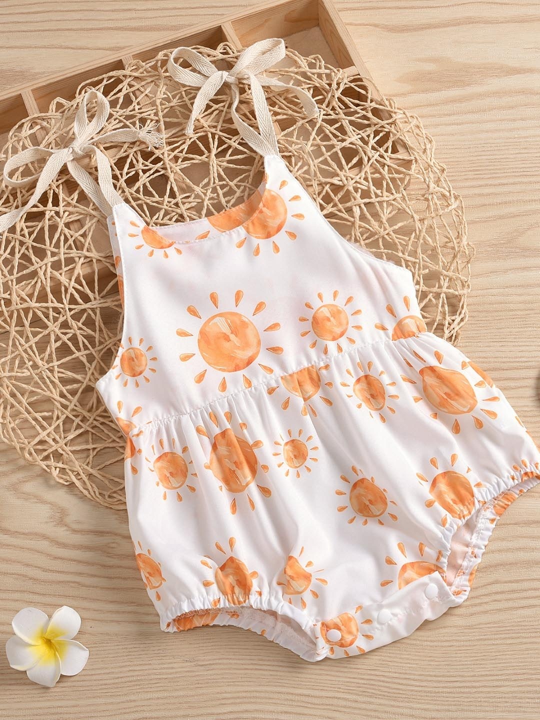 

StyleCast Infant Girls White & Orange Printed Bodysuit