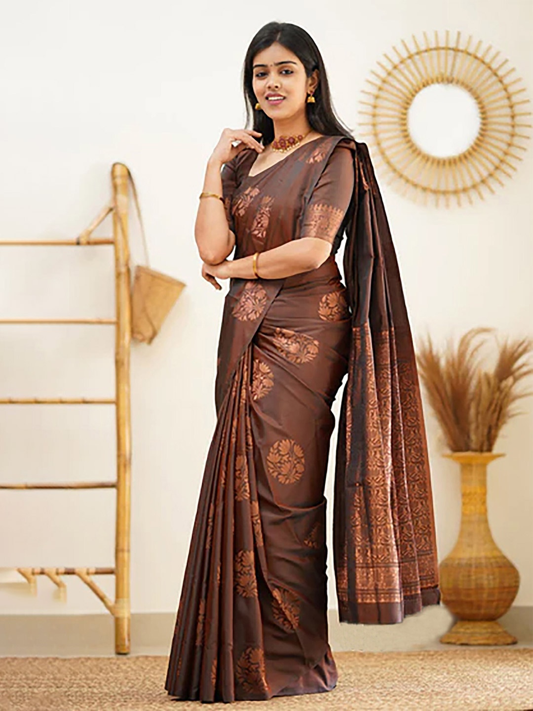 

BerMondsey Ethnic Motifs Woven Design Zari Banarasi Saree, Brown