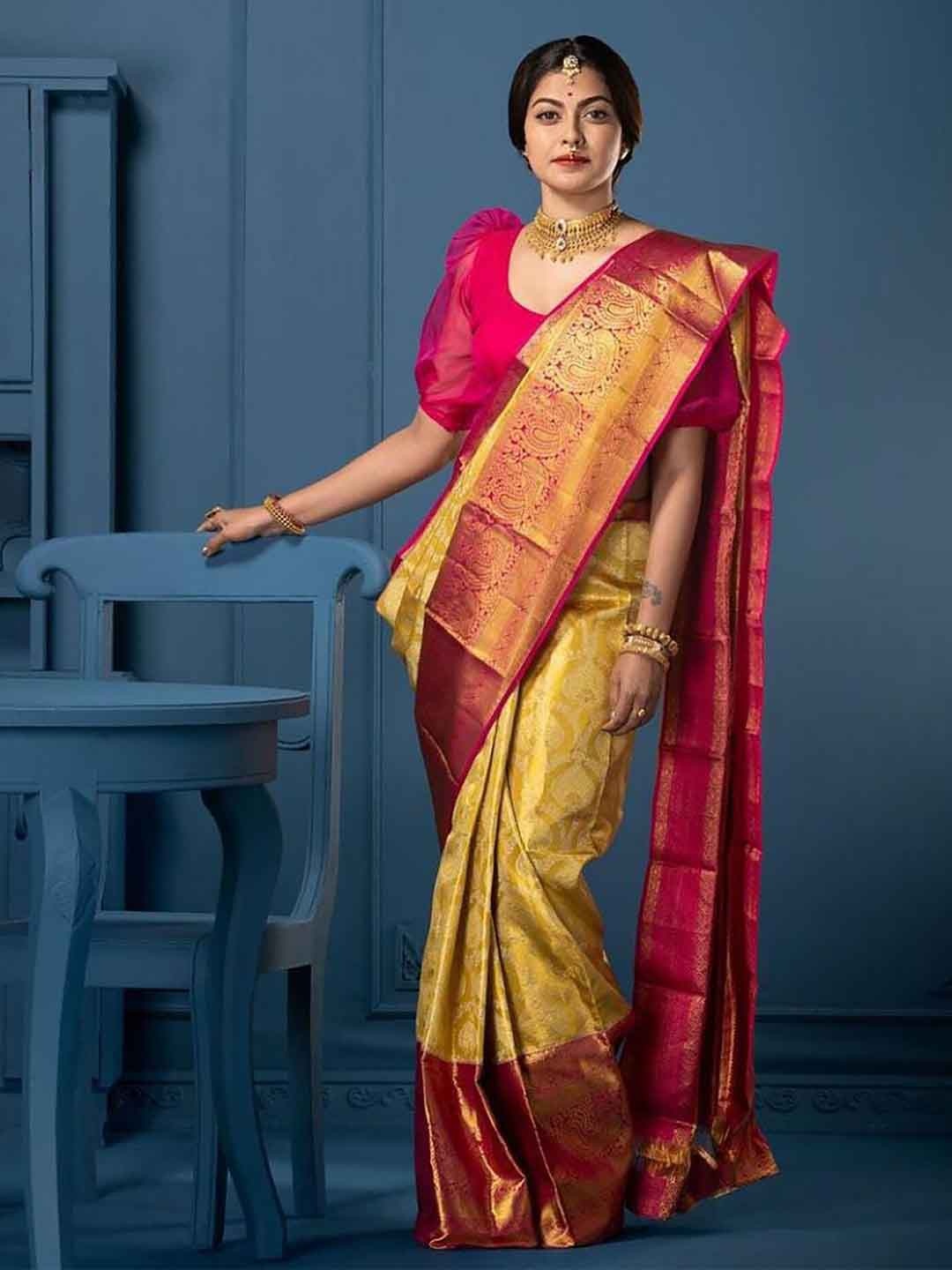 

BerMondsey Ethnic Motifs Zari Banarasi Saree, Yellow