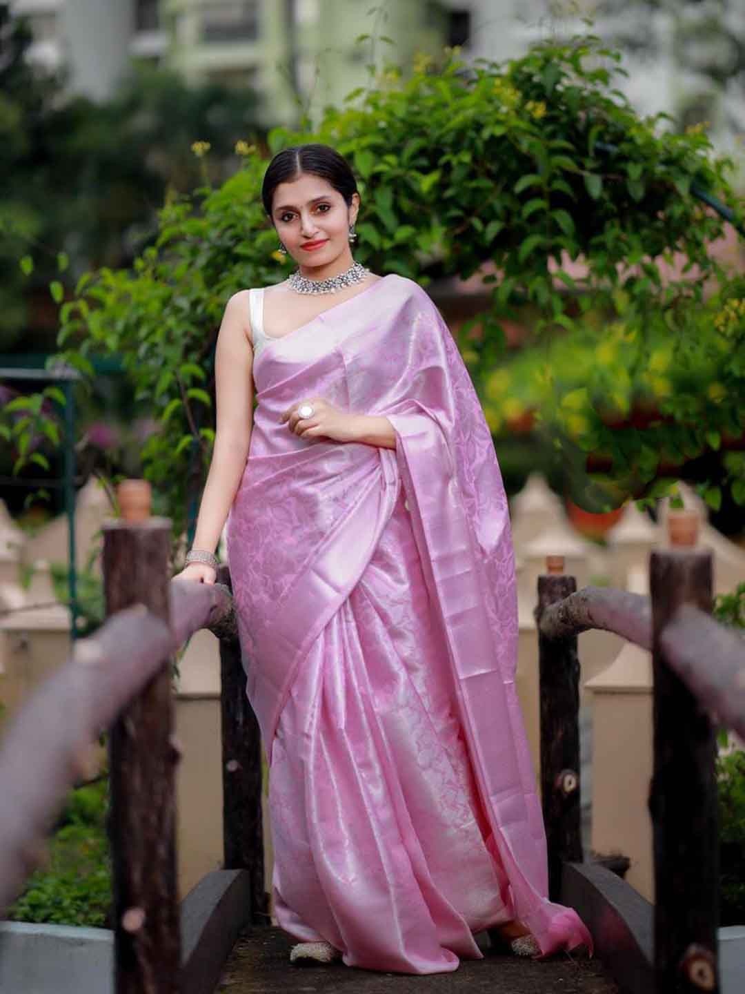 

BerMondsey Floral Woven Design Zari Banarasi Saree, Pink