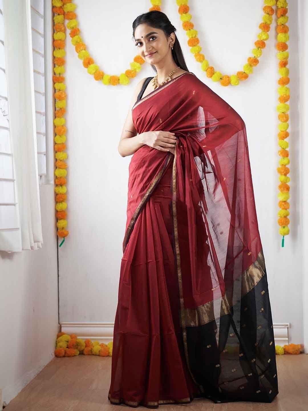 

BerMondsey Ethnic Motifs Woven Design Zari Silk Cotton Banarasi Saree, Red