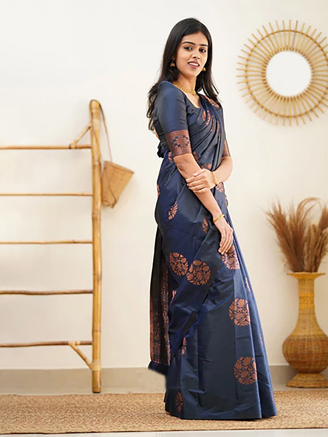 

BerMondsey Ethnic Motifs Woven Design Zari Banarasi Saree, Blue