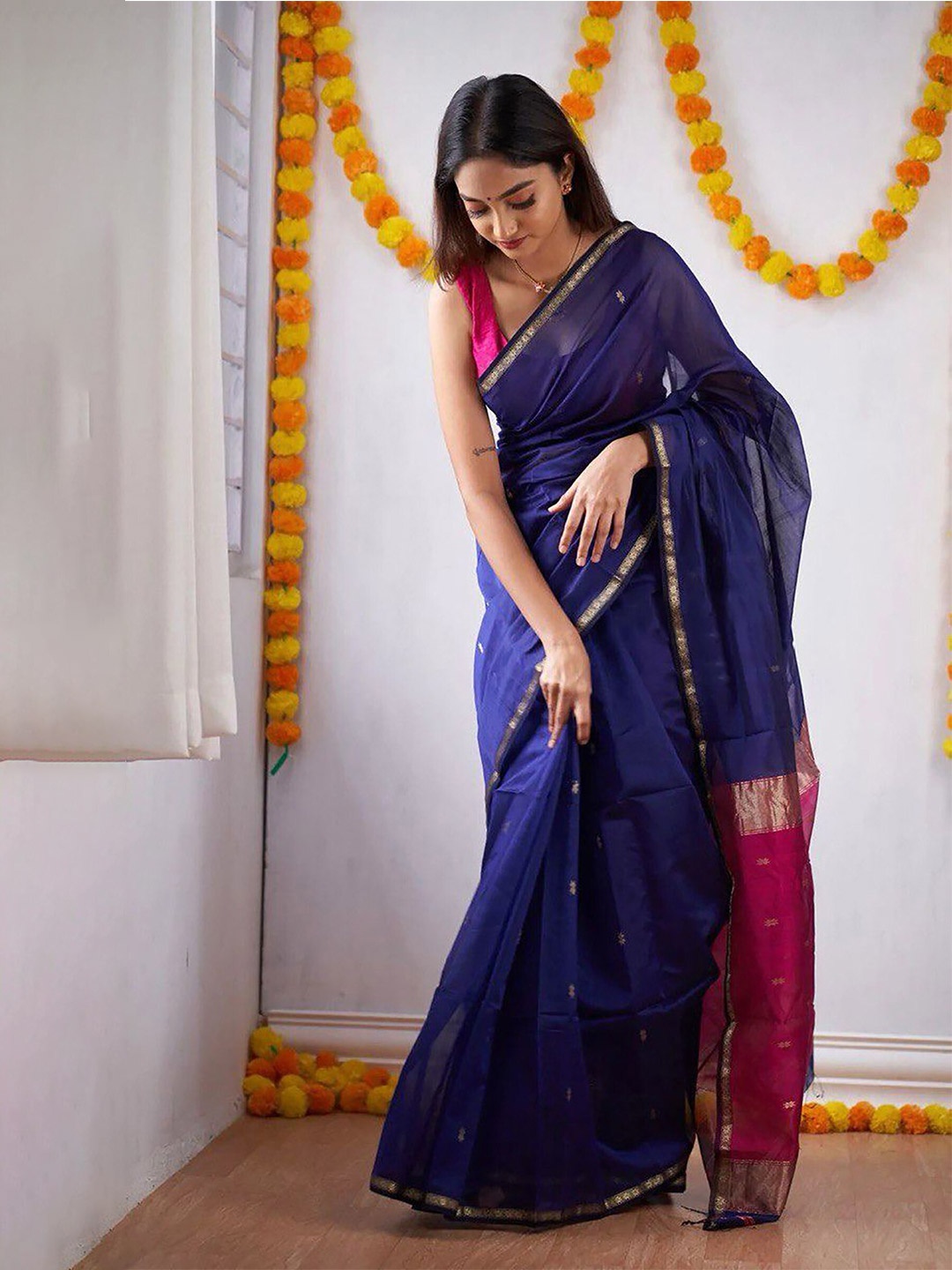 

BerMondsey Ethnic Motifs Woven Design Zari Banarasi Saree, Blue