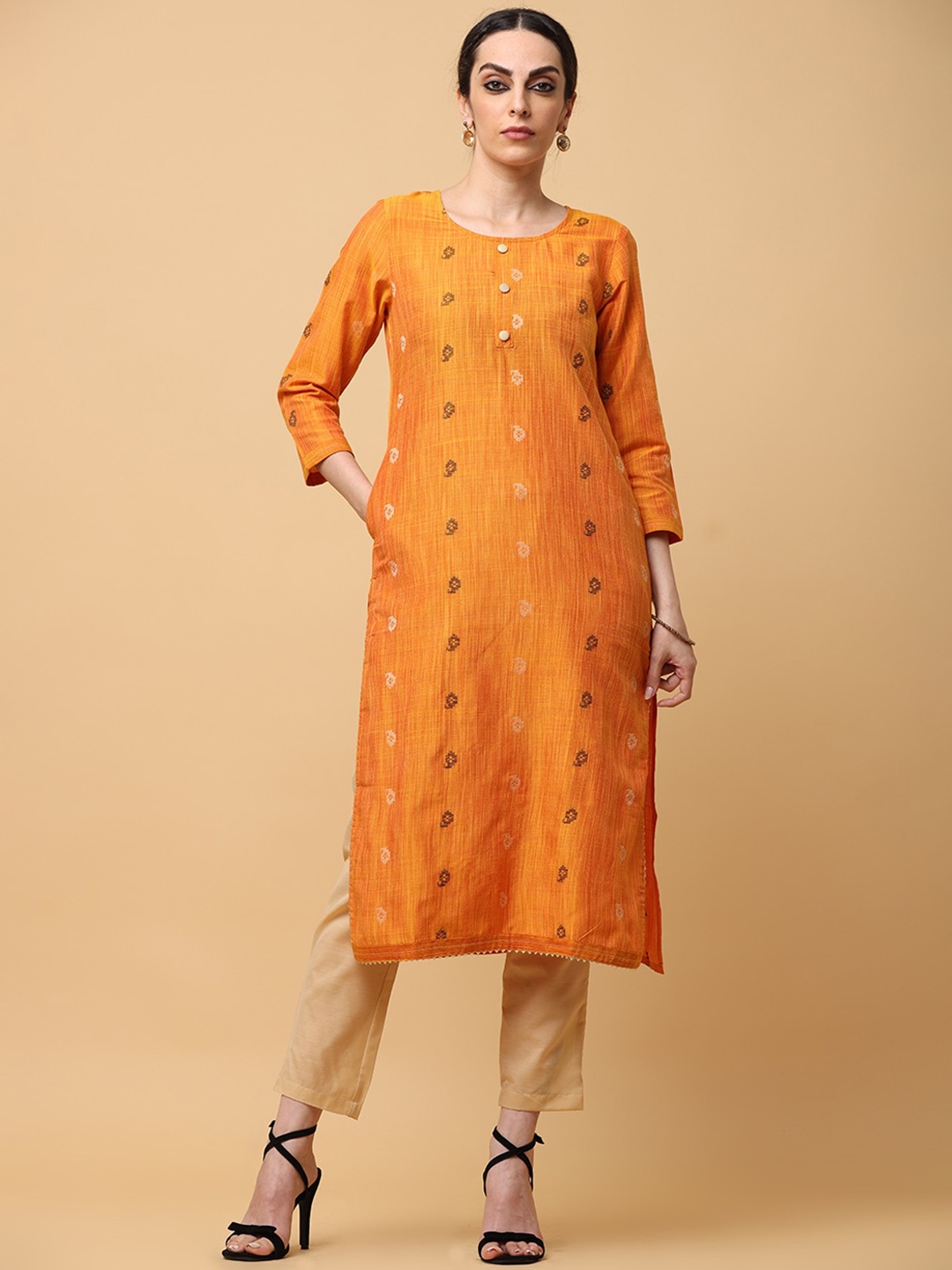 

aayusika Paisley Woven Design Regular Gotta Patti Kurta with Trousers, Orange