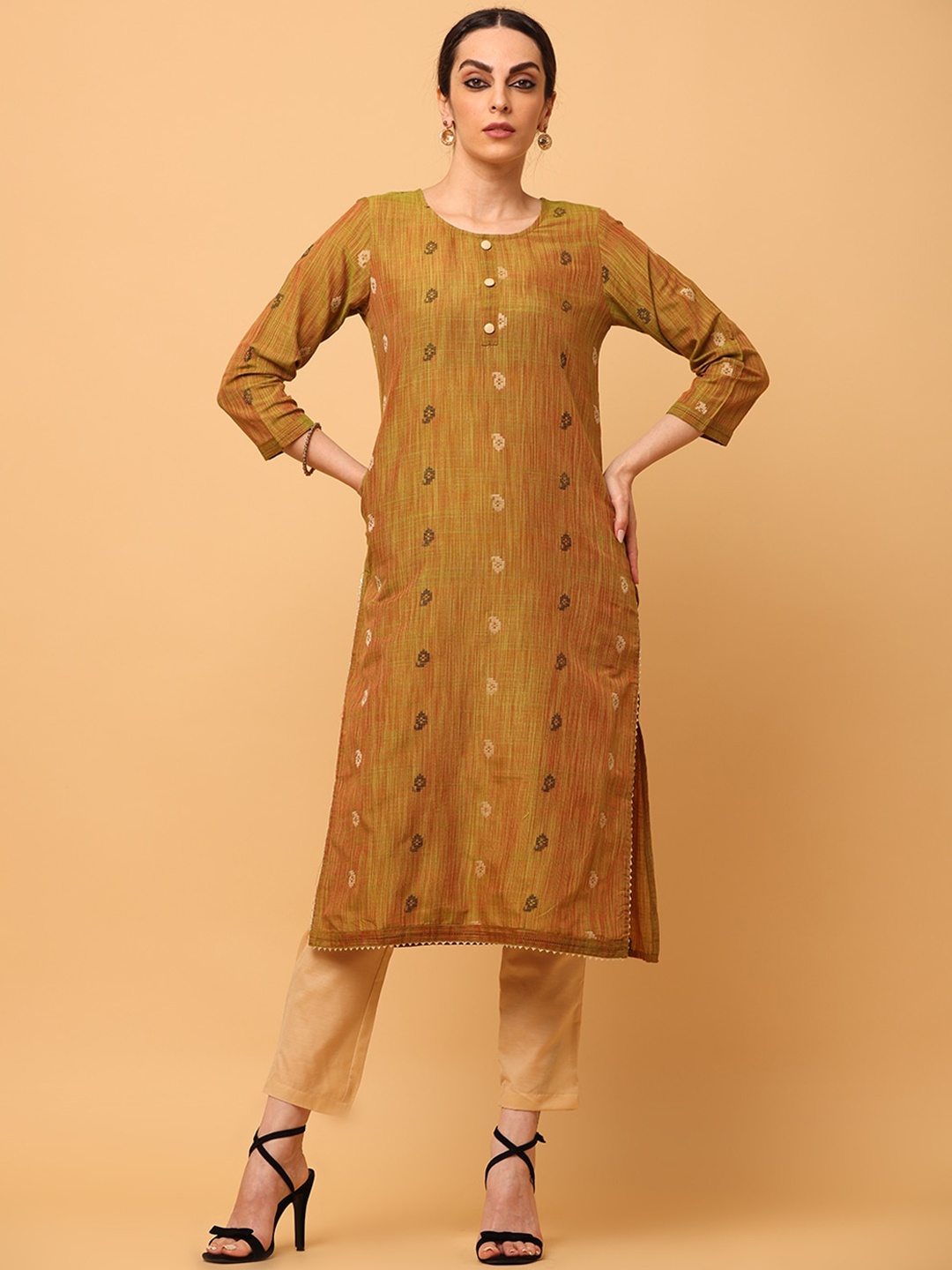 

aayusika Paisley Woven Design Regular Gotta Patti Kurta with Trousers, Olive