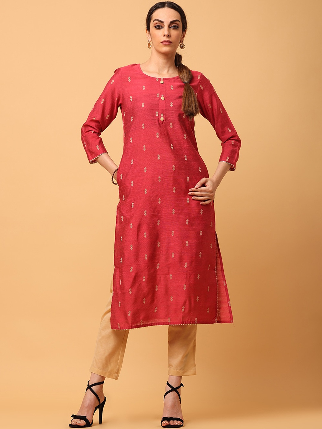 

aayusika Geometric Woven Design Regular Gotta Patti Kurta with Trousers, Pink