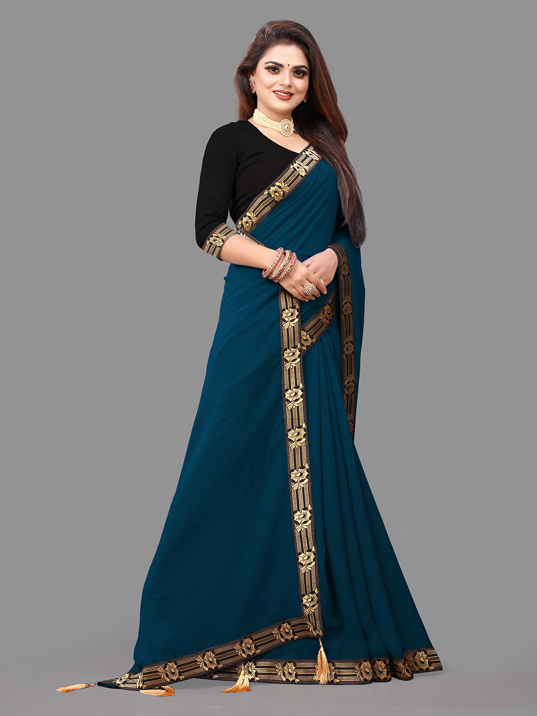 

TIEXA Woven Design Border Pure Georgette Saree, Green