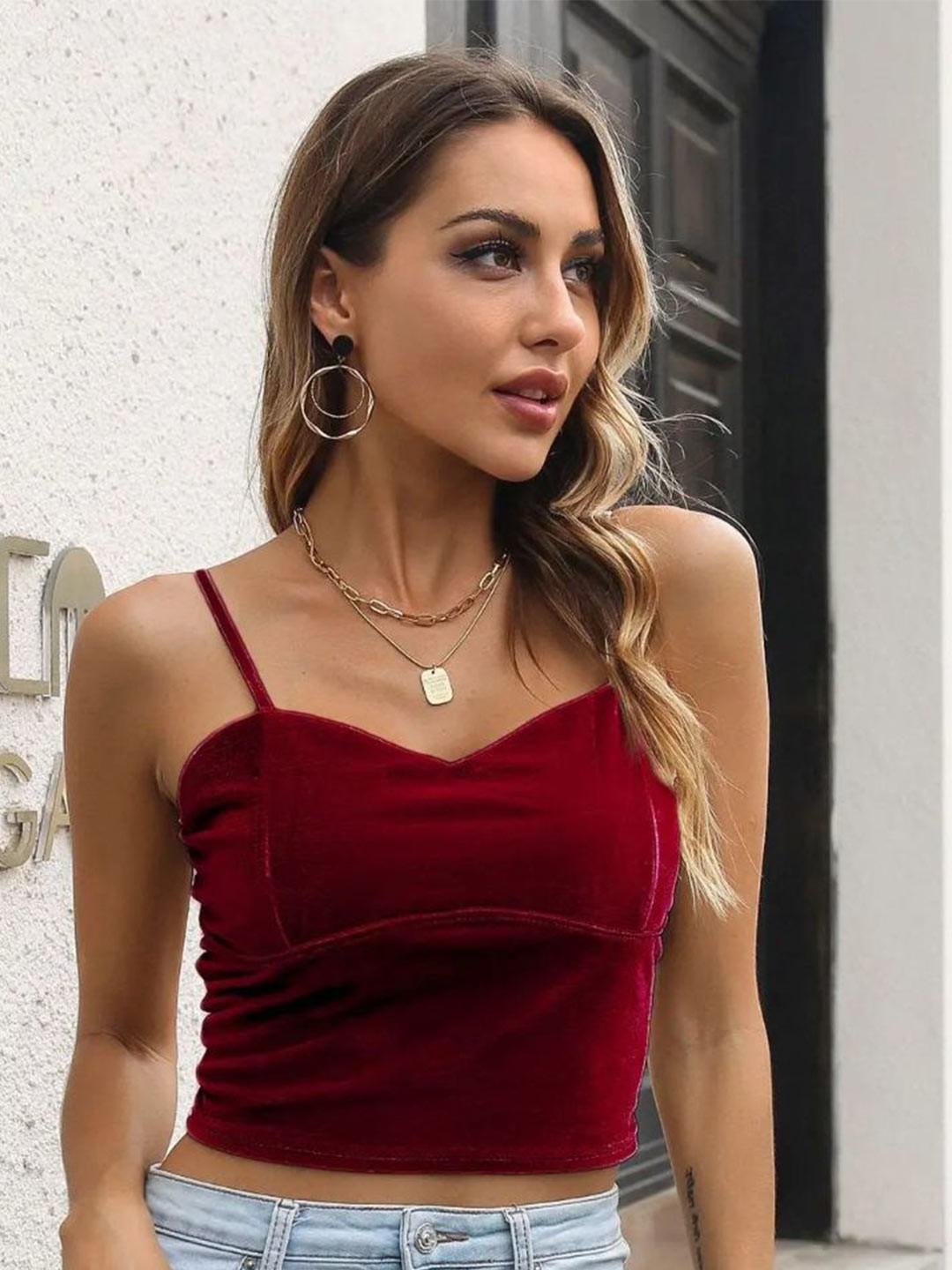 

DressBerry Maroon Shoulder Strap Velvet Crop Top