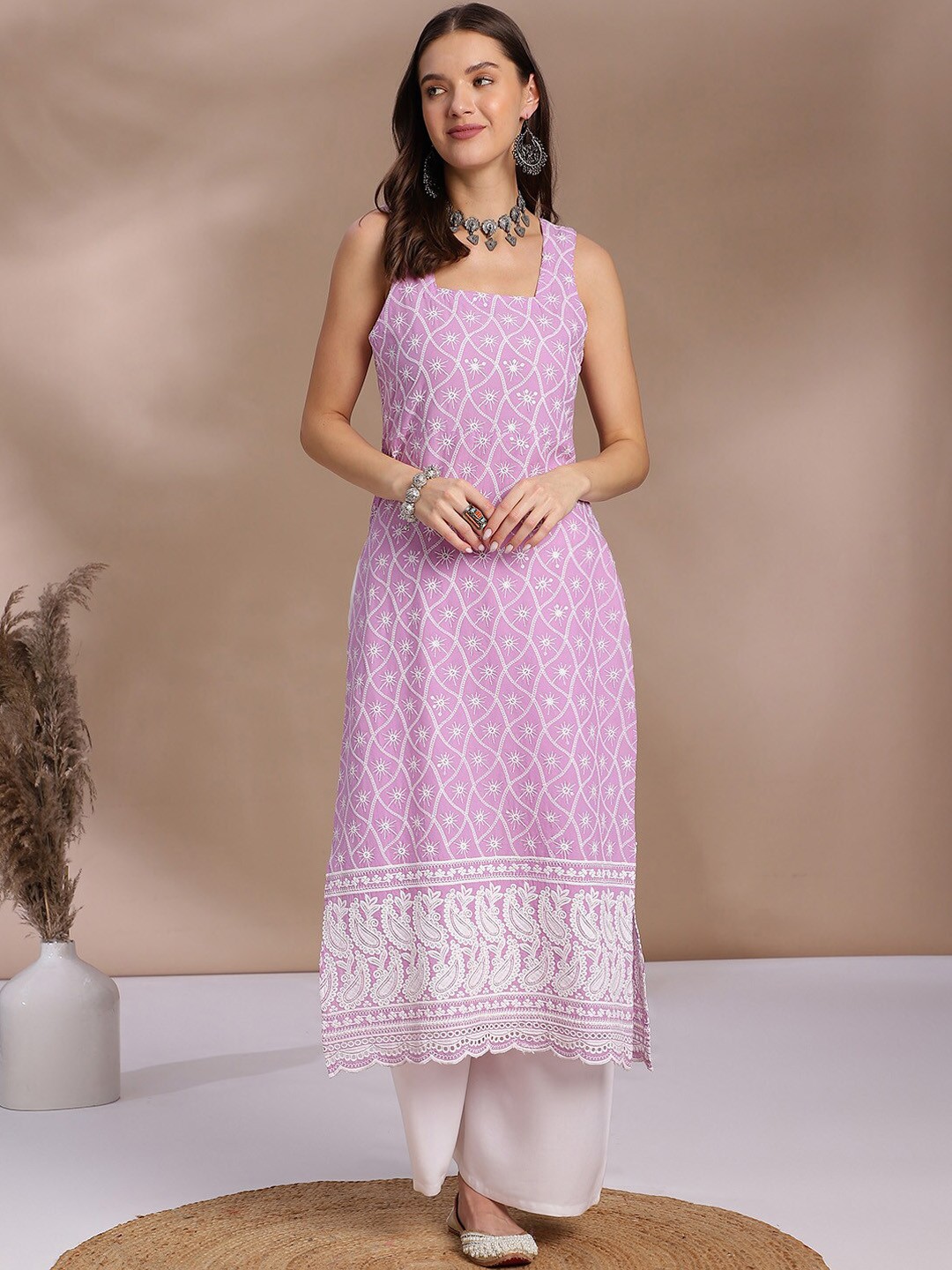 

OMASK Geometric Printed Square Neck Sleeveless Cotton Straight Kurta, Violet