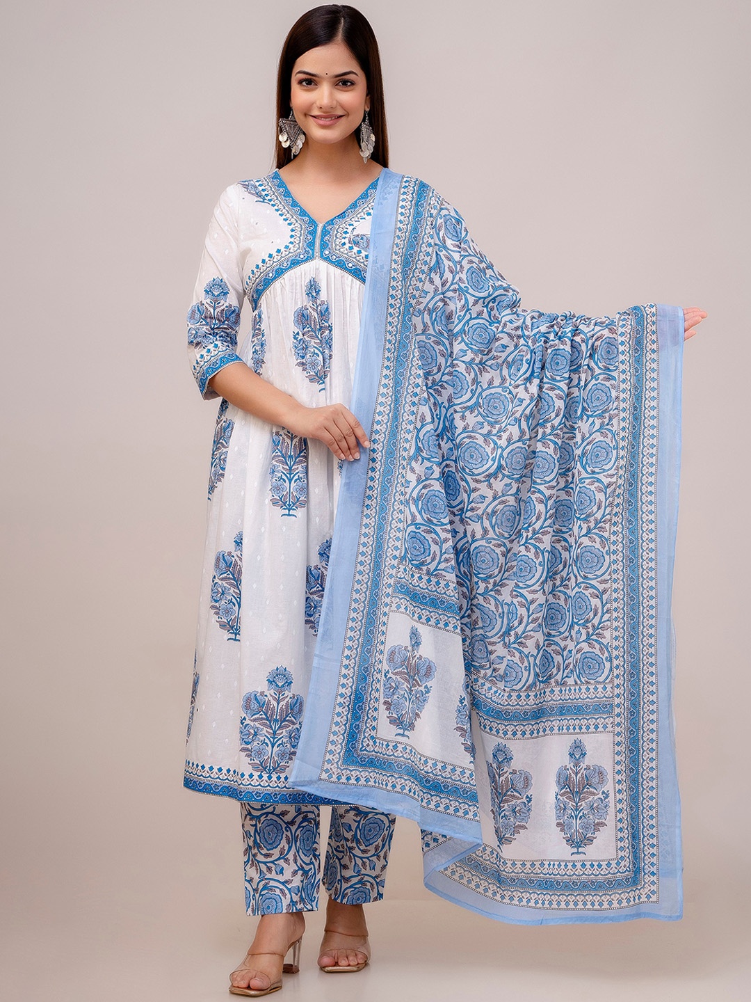 

OMASK V-Neck Floral Printed Regular Mirror Work Pure Cotton Kurta Set, White