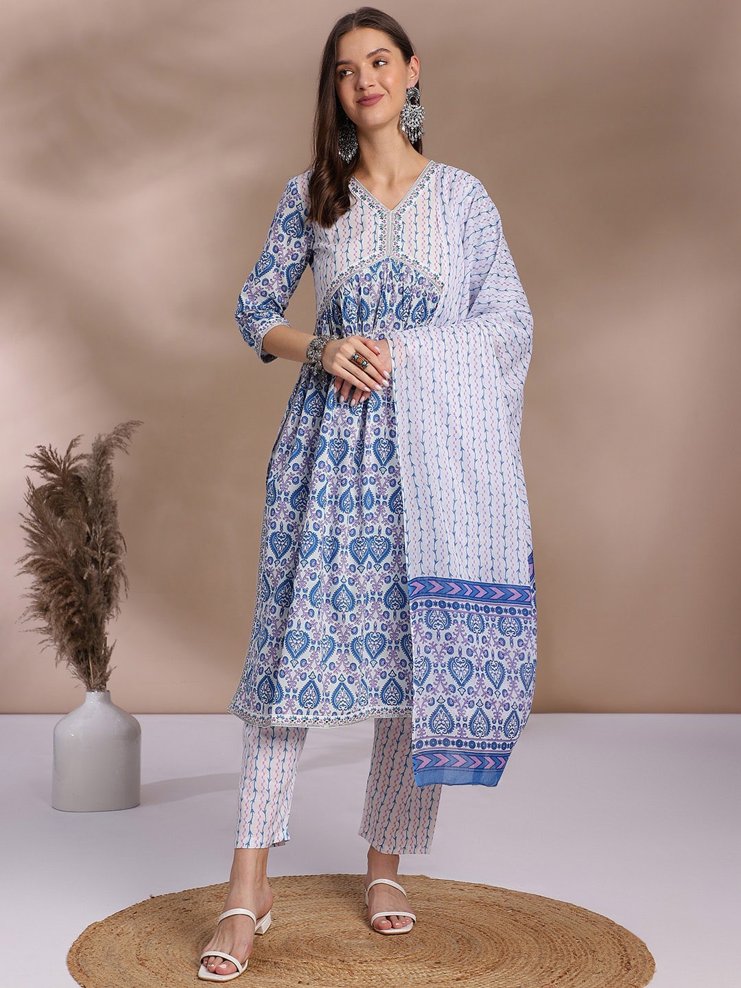 

OMASK Floral Printed V-Neck Empire Mirror work Cotton Kurta with Trousers & With Dupatta, White