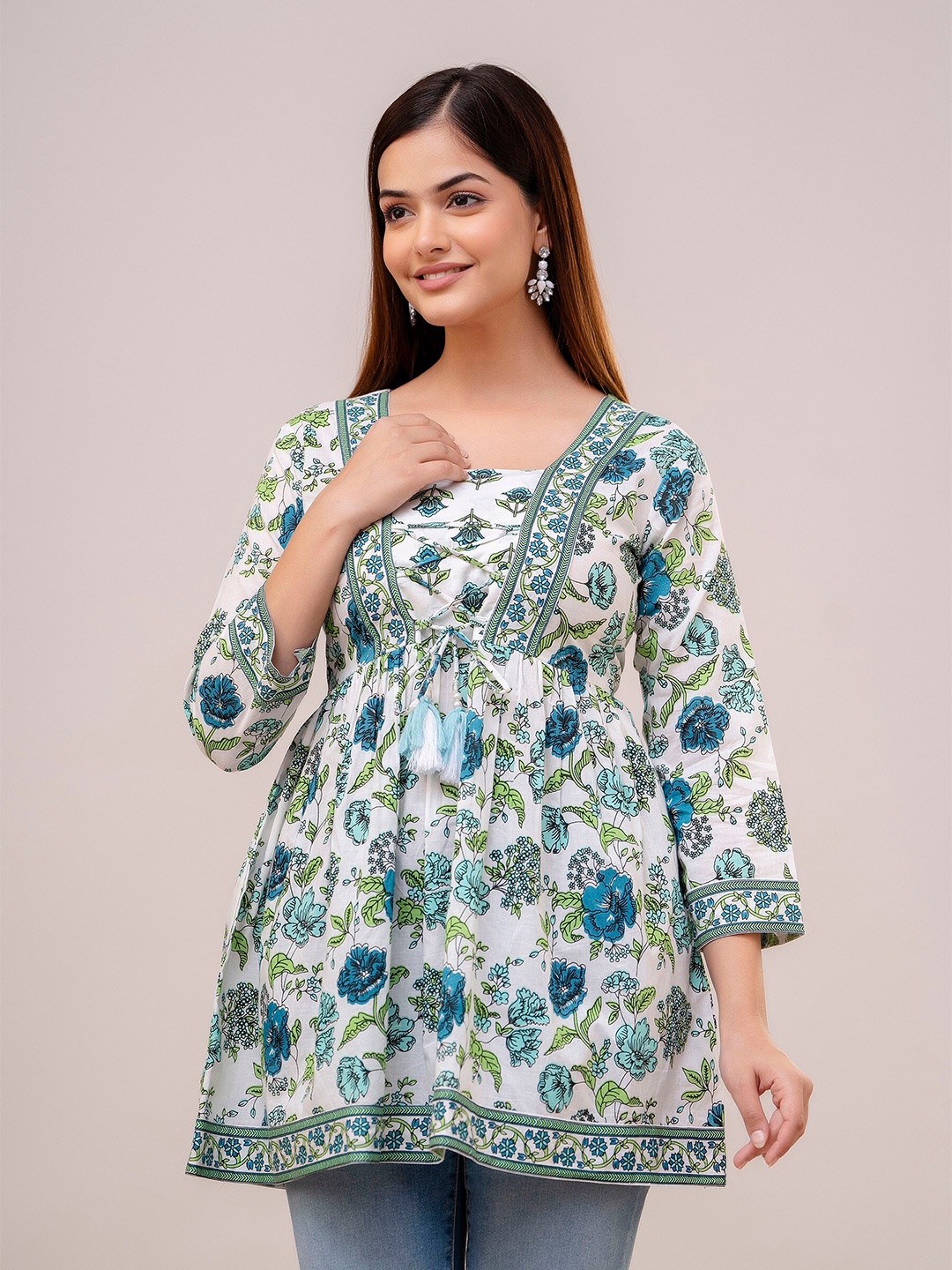 

OMASK Floral Printed Square Neck Thread Work Pure Cotton A-line Kurti, White