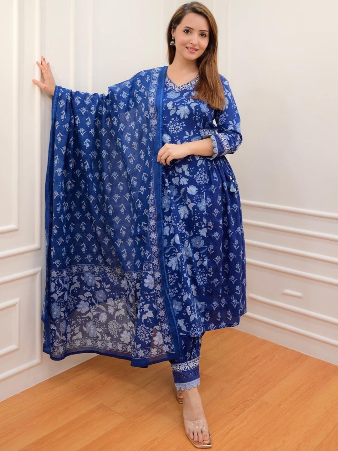 

OMASK Floral Embroidered Empire Pure Cotton Kurta With Patiala & Dupatta, Blue