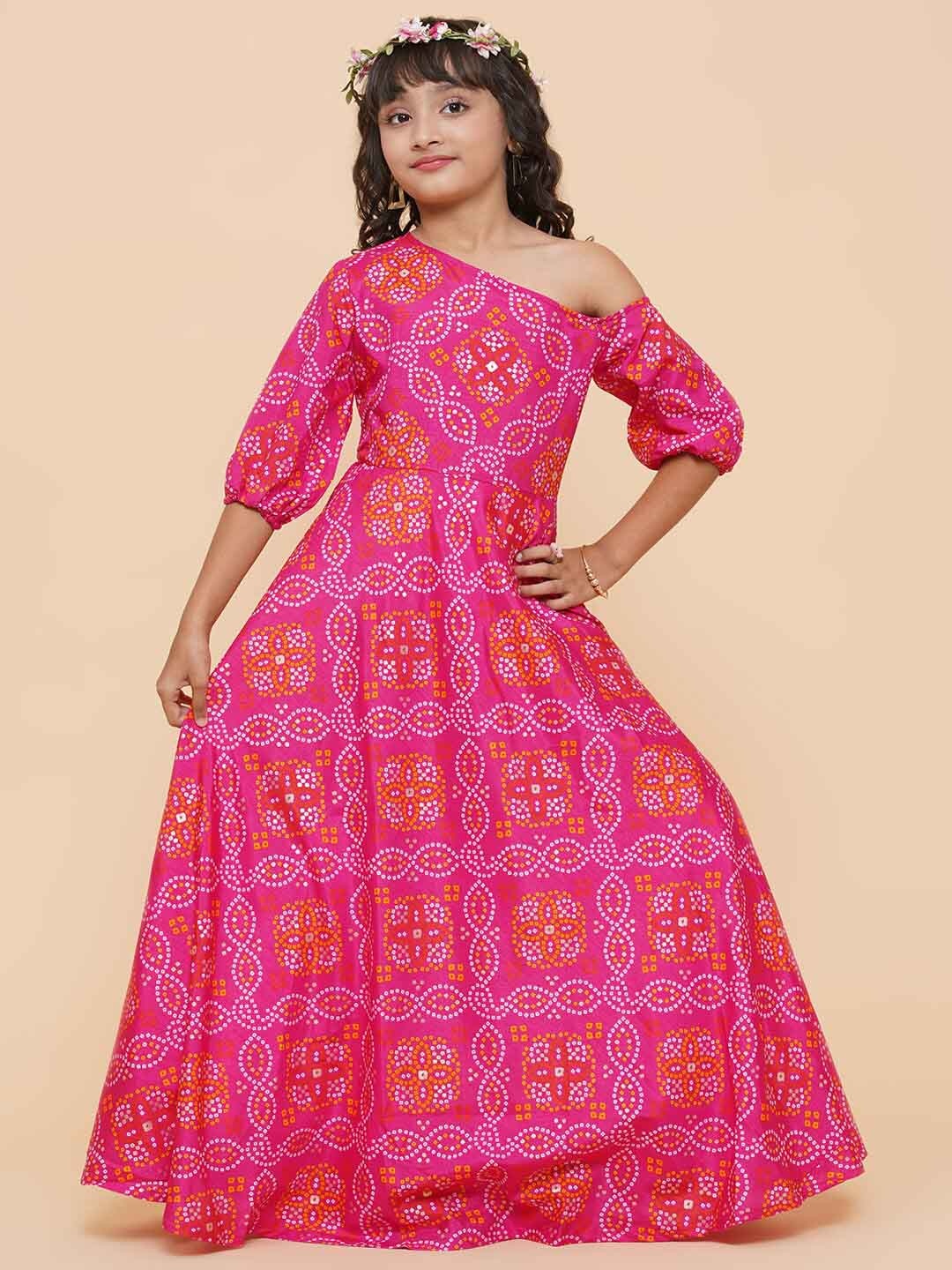 

Aks Kids Girls Ethnic Motifs Bandhani Printed Fit and Flare Maxi Dress, Pink