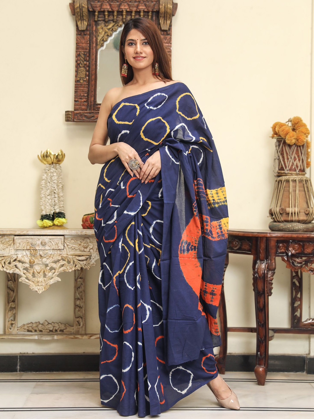 

KIAARON Geometric Pure Cotton Block Print Saree, Blue