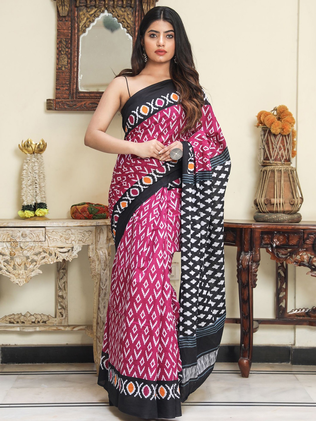 

KIAARON Ethnic Motifs Pure Cotton Block Print Saree, Maroon