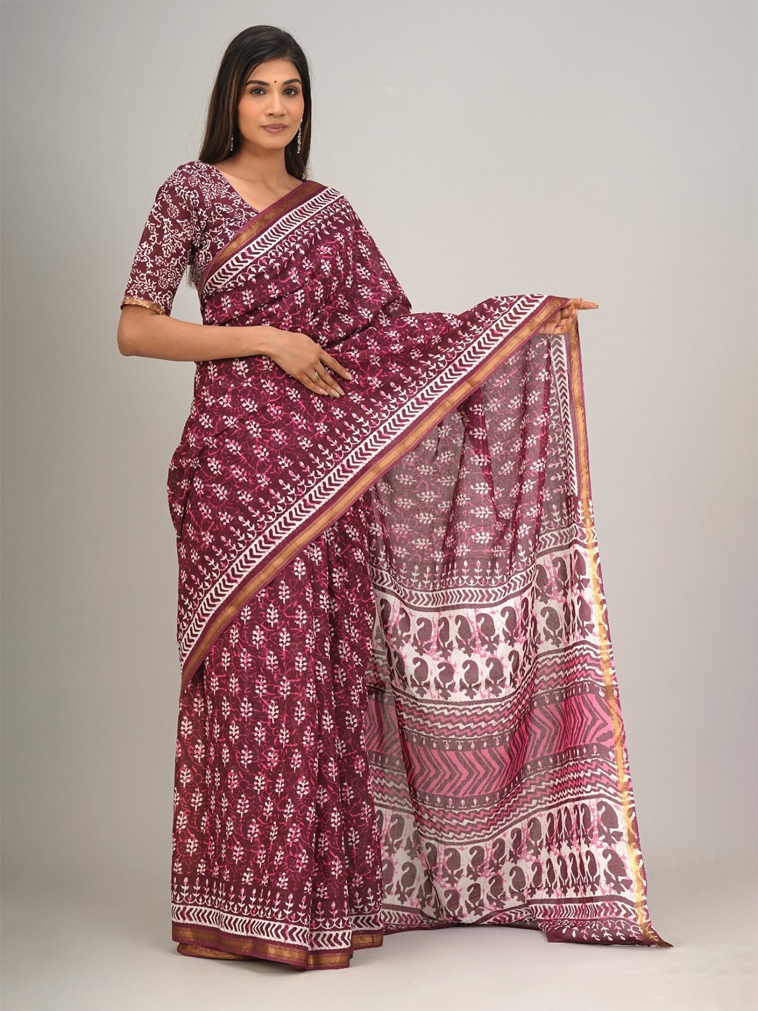 

GK FASHION Ethnic Zari Pure Cotton Block Print Saree, Purple