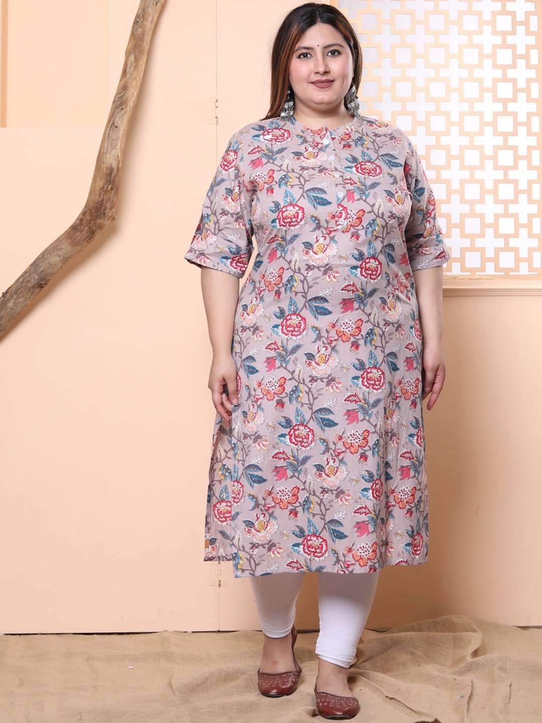 

Swasti Floral Printed Straight Cotton Kurta, Grey
