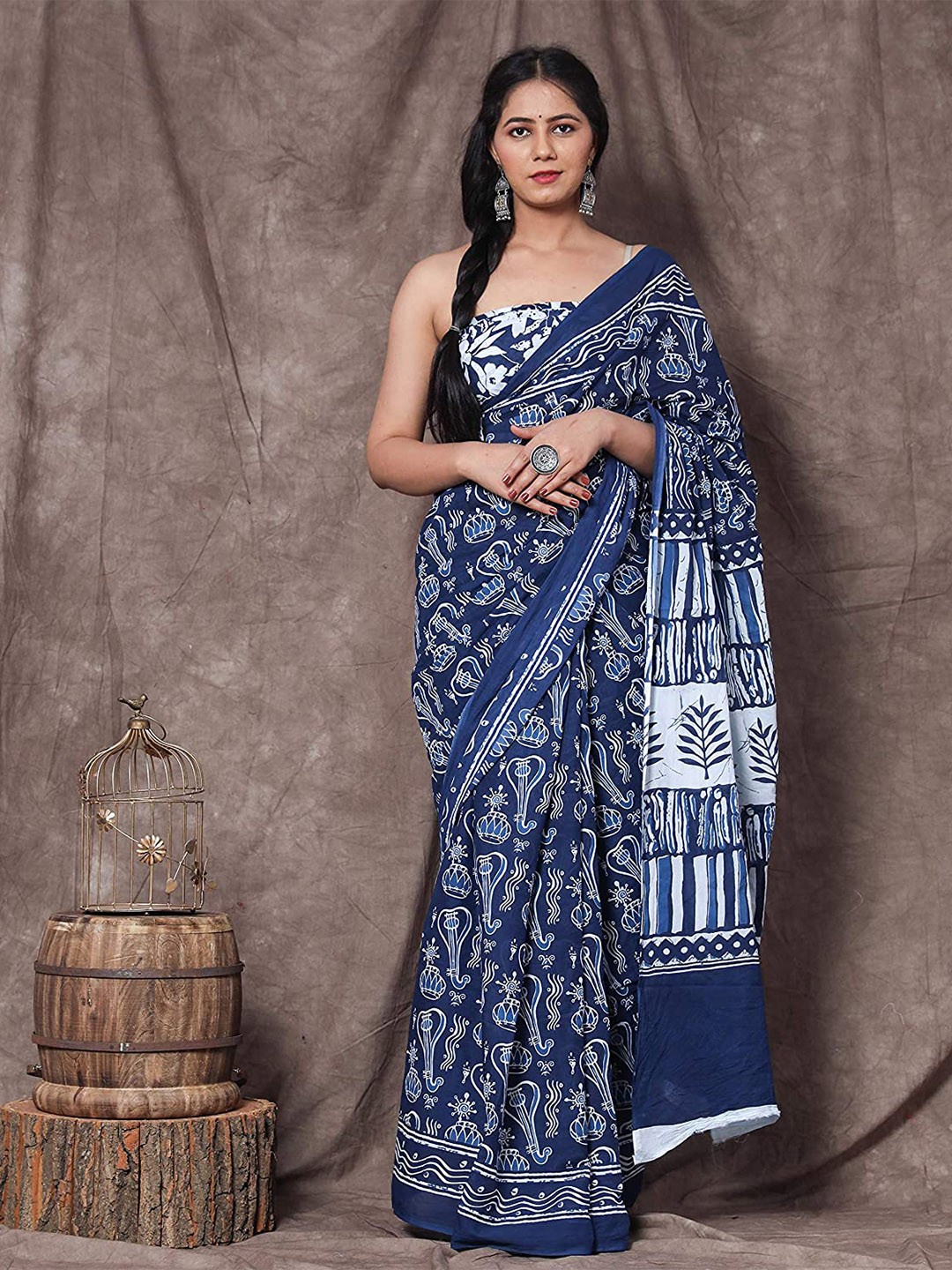

TROPWEAR Ethnic Motifs Printed Cotton Mulmul Block Print Saree, Blue