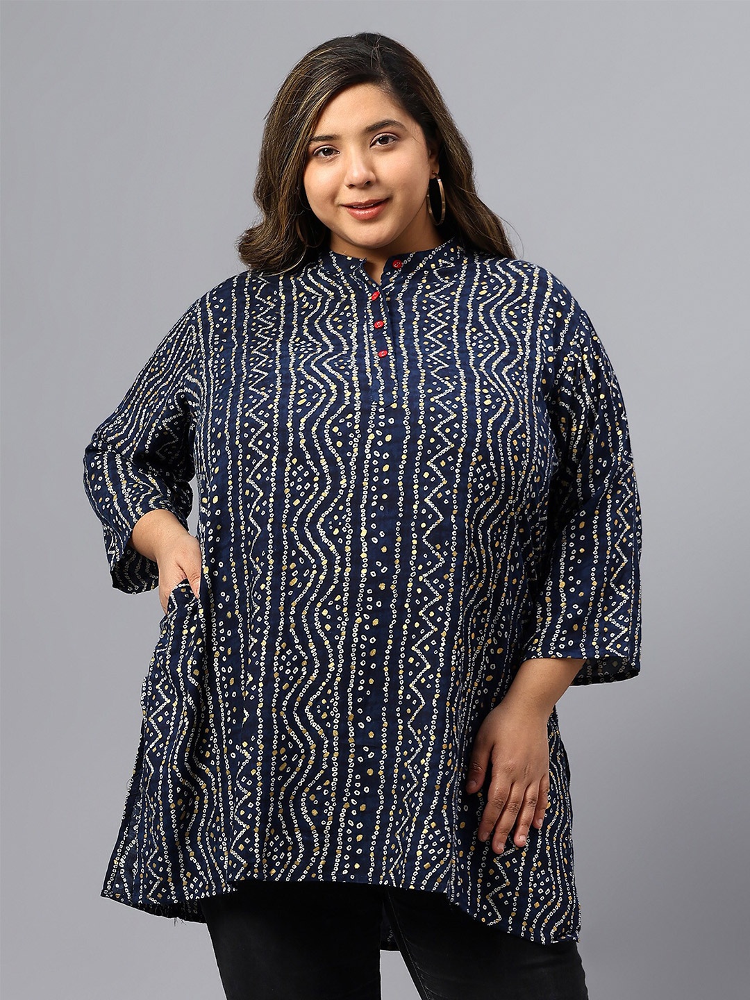 

Indietoga Plus Size Bandhani Printed Mandarin Collar Longline Top, Blue
