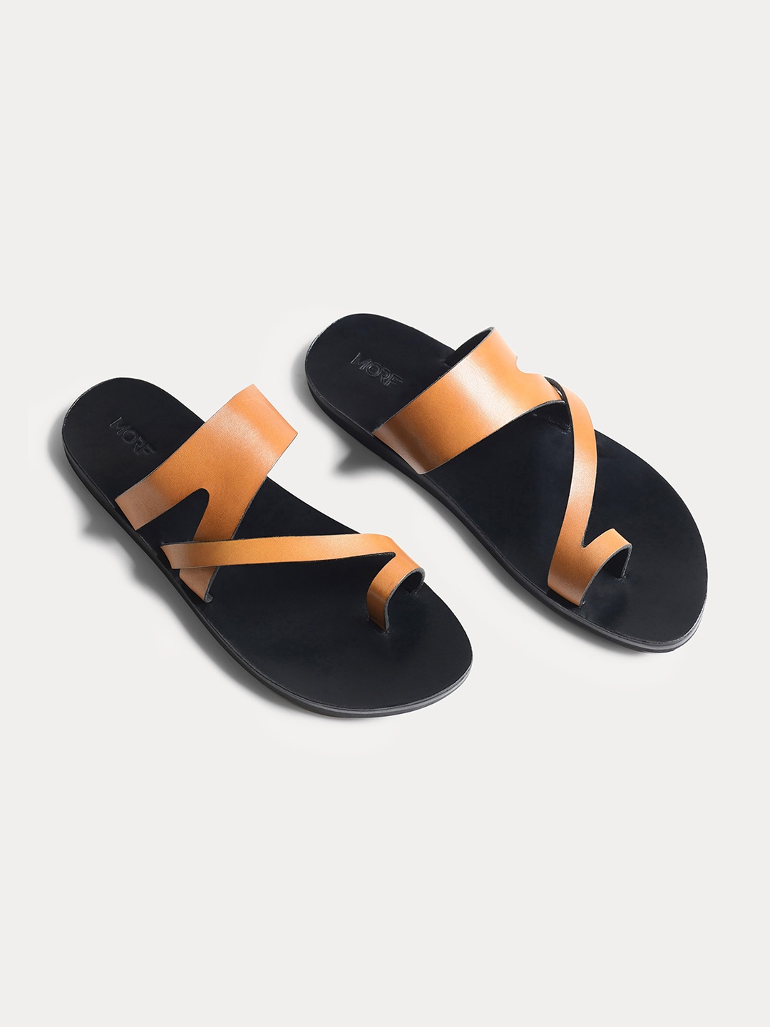 

MORF Men Leather Comfort Sandals, Camel brown