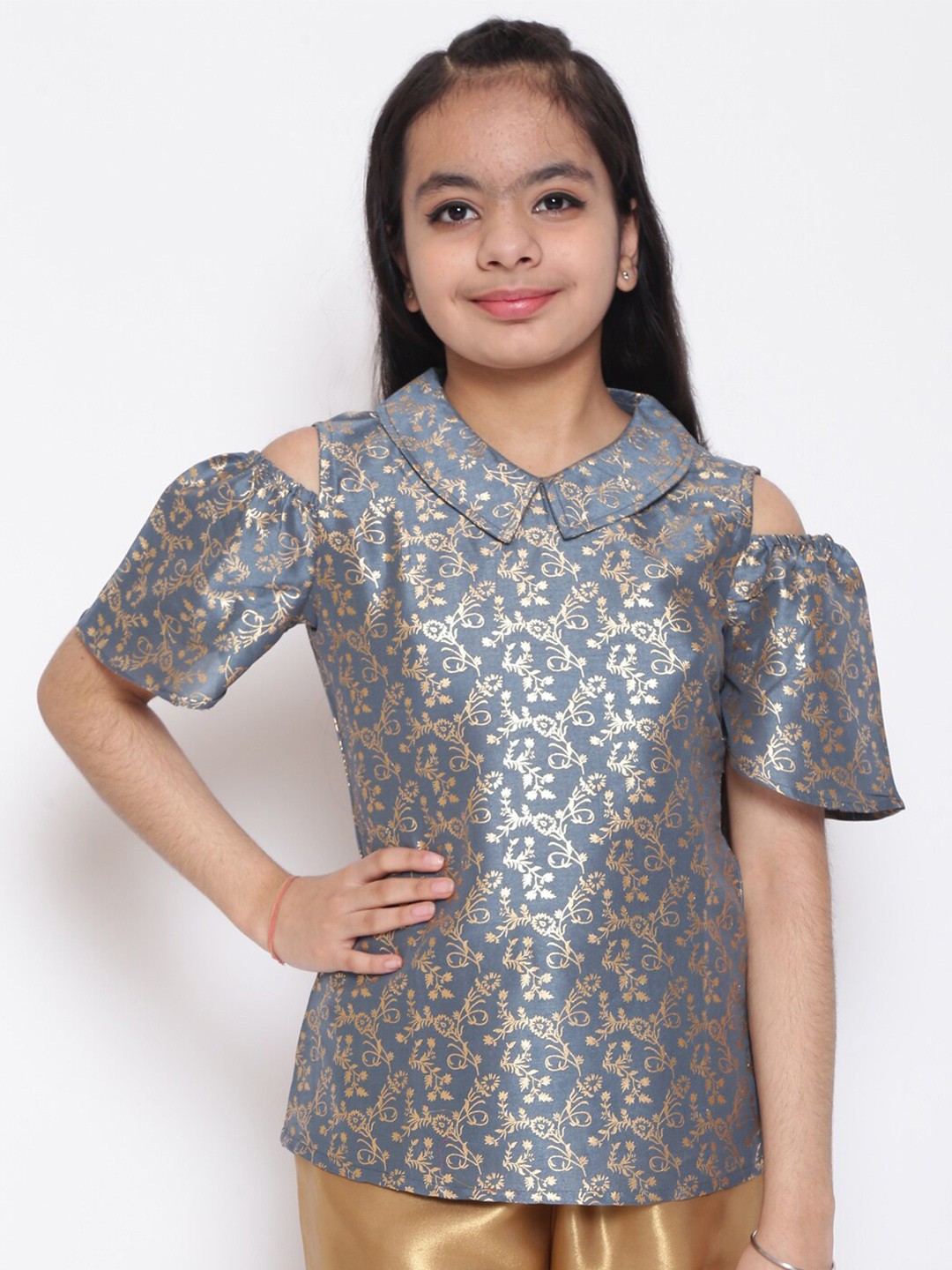 

Aks Kids Girls Floral Foil Printed Cold-Shoulder Sleeves Top, Grey