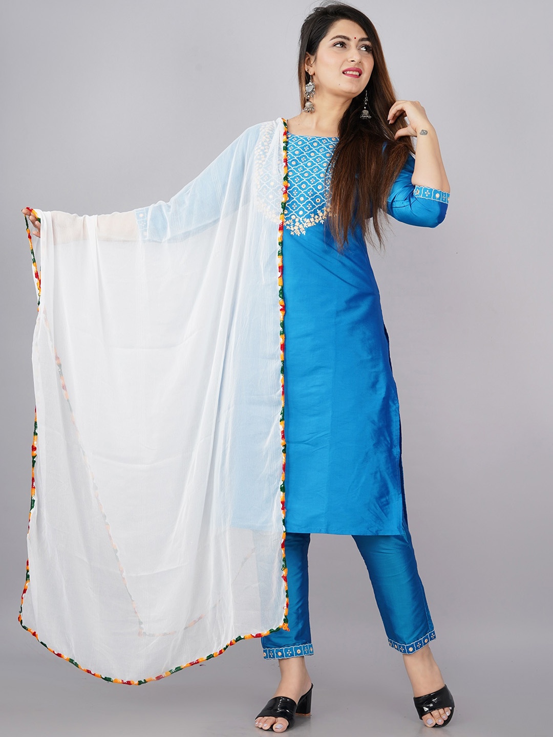 

ANJAYA Geometric Yoke Design Regular Straight Kurta with Trousers & With Dupatta, Blue