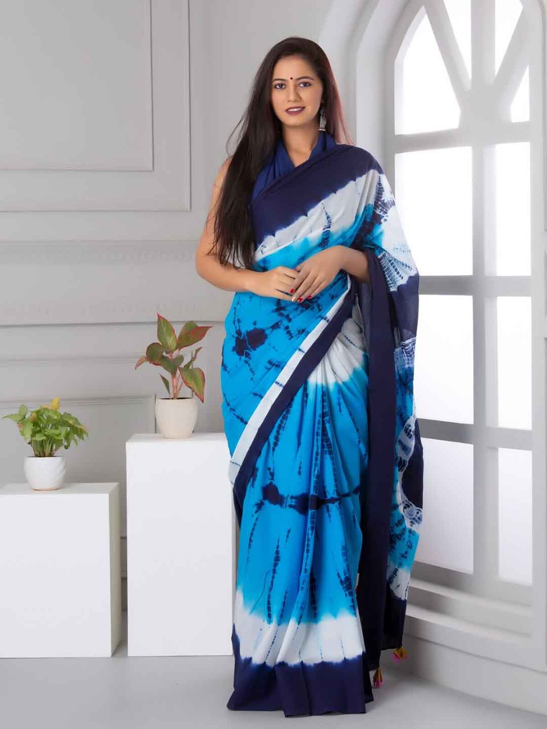 

TROPWEAR Tie and Dye Mulmul Cotton Block Print Saree, Blue