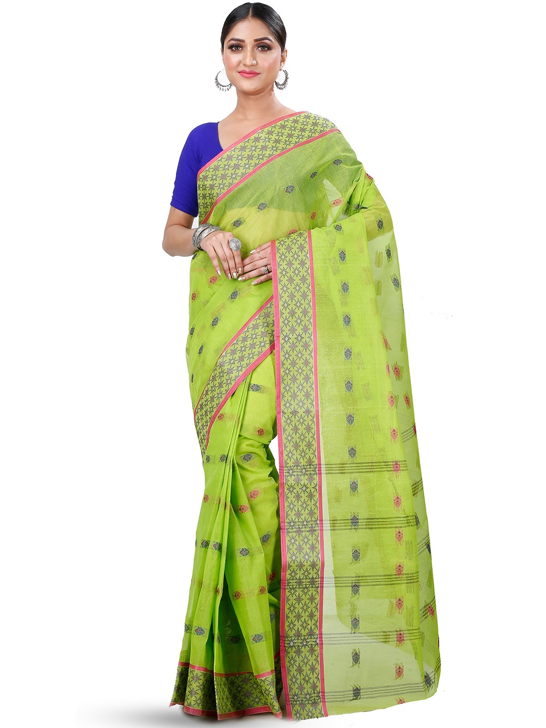 

DipDiya Ethnic Motifs Woven Design Pure Cotton Taant Saree, Olive
