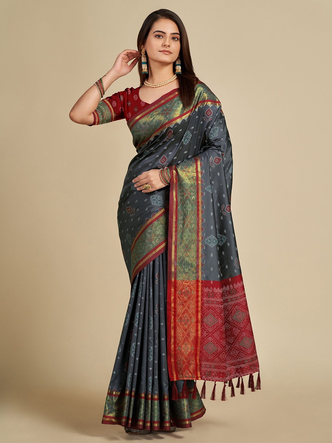 

VEDANT VASTRAM Ethnic Motifs Woven Design Zari Patola Saree, Grey