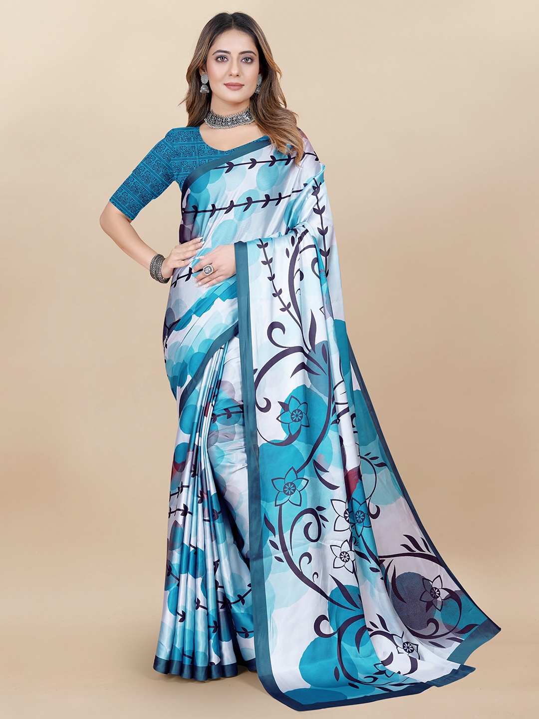 

VEDANT VASTRAM Floral Printed Saree, Turquoise blue