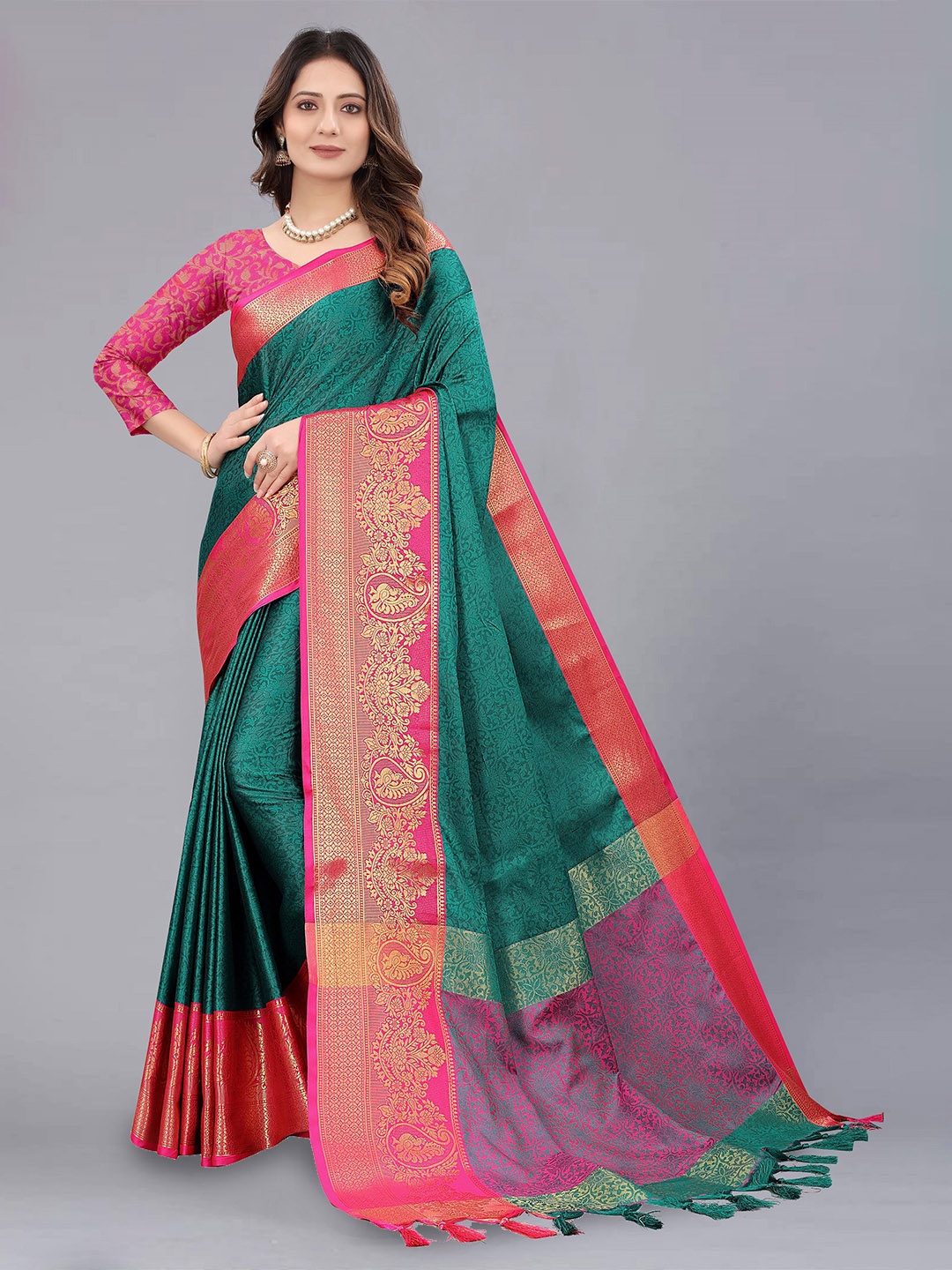 

VEDANT VASTRAM Ethnic Motifs Woven Design Zari Silk Cotton Kanjeevaram Saree, Green