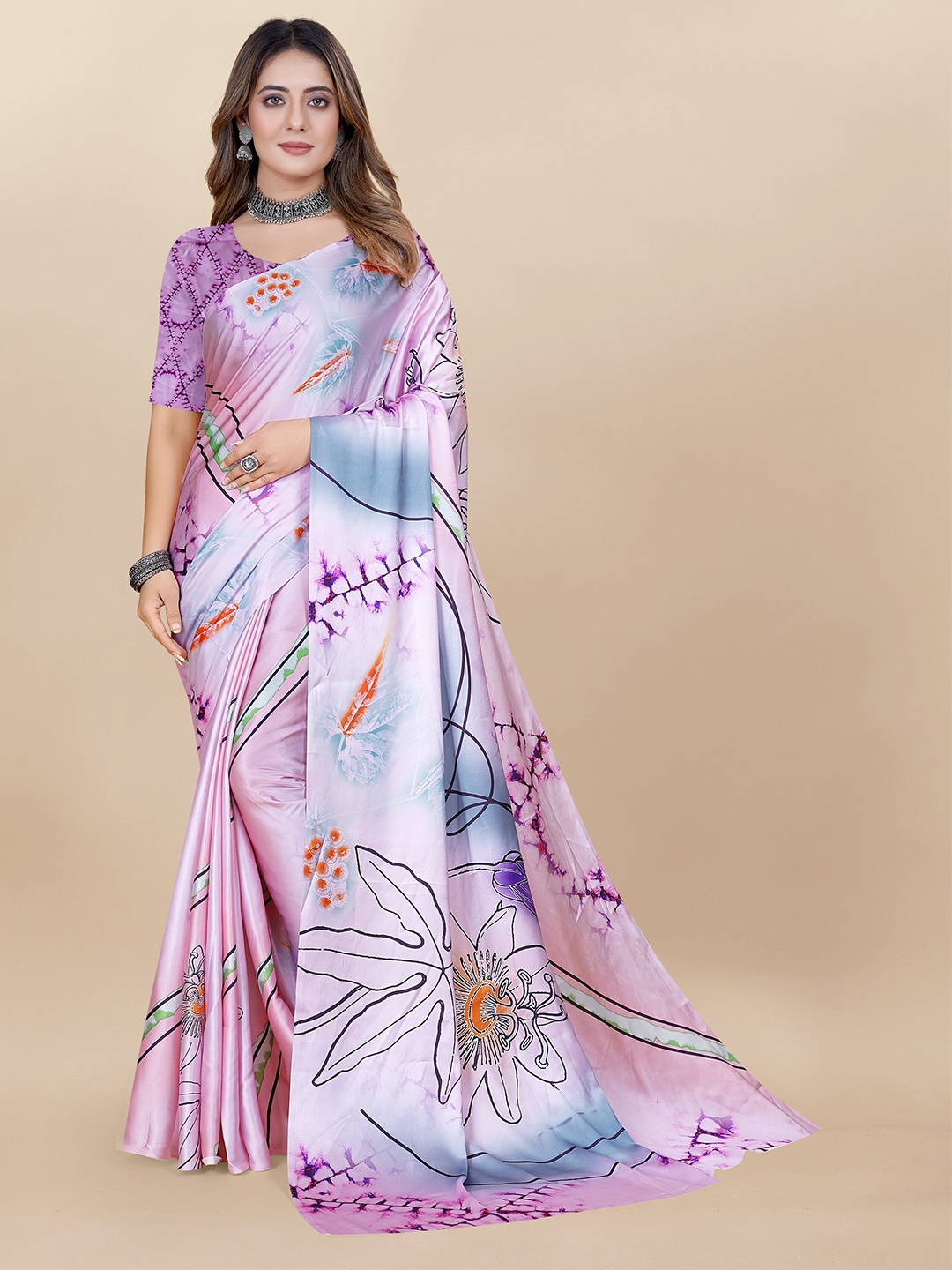 

VEDANT VASTRAM Ethnic Motifs Printed Satin Saree, Purple